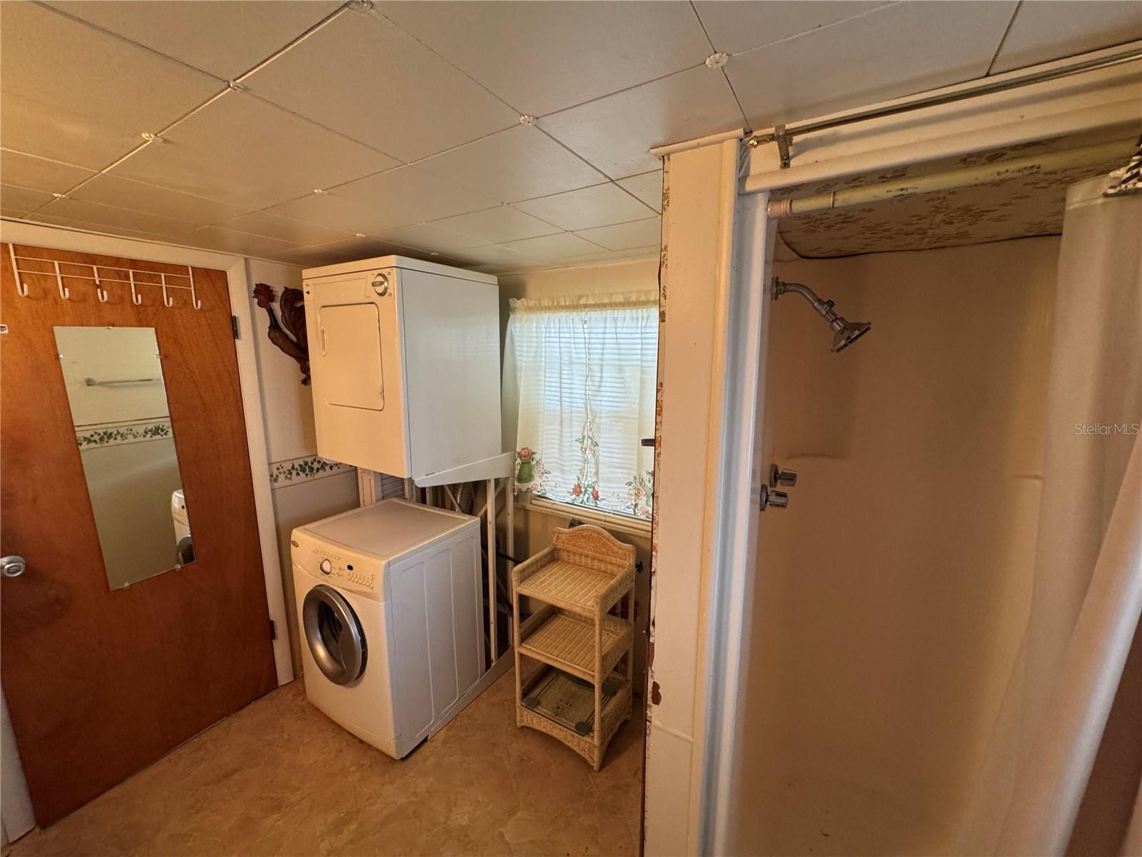 FAIR LANE ACRES SECOND ADD - Residential