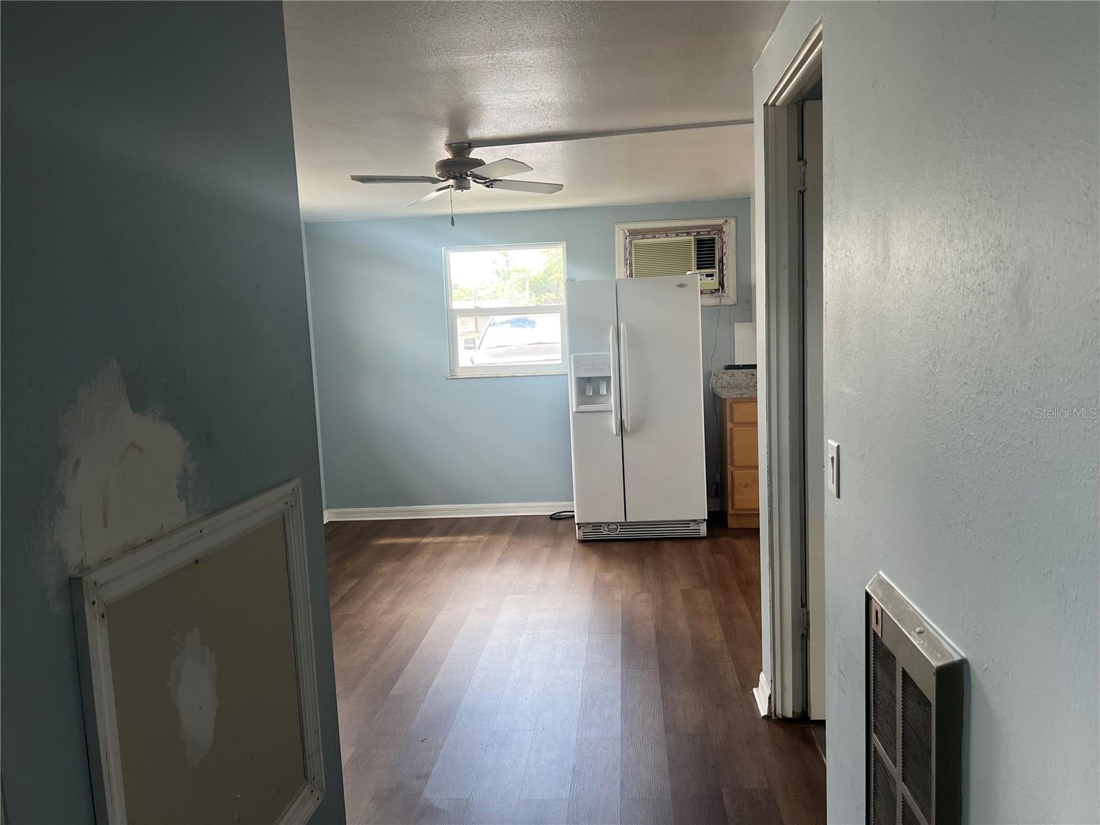 CITY ZEPHYRHILLS - Residential Lease