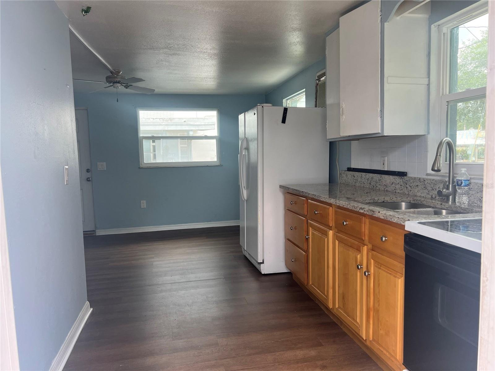 CITY ZEPHYRHILLS - Residential Lease