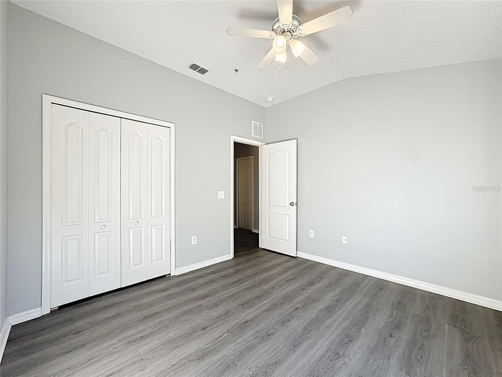 TUCKER OAKS CONDO PH 1 - Residential Lease