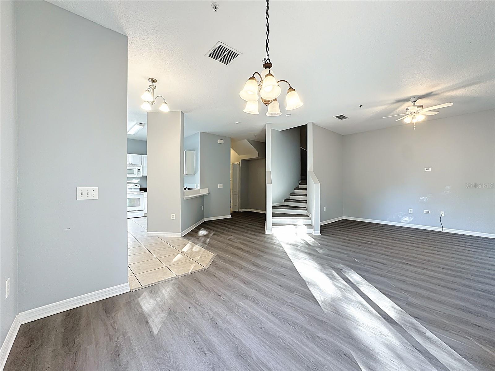 TUCKER OAKS CONDO PH 1 - Residential Lease