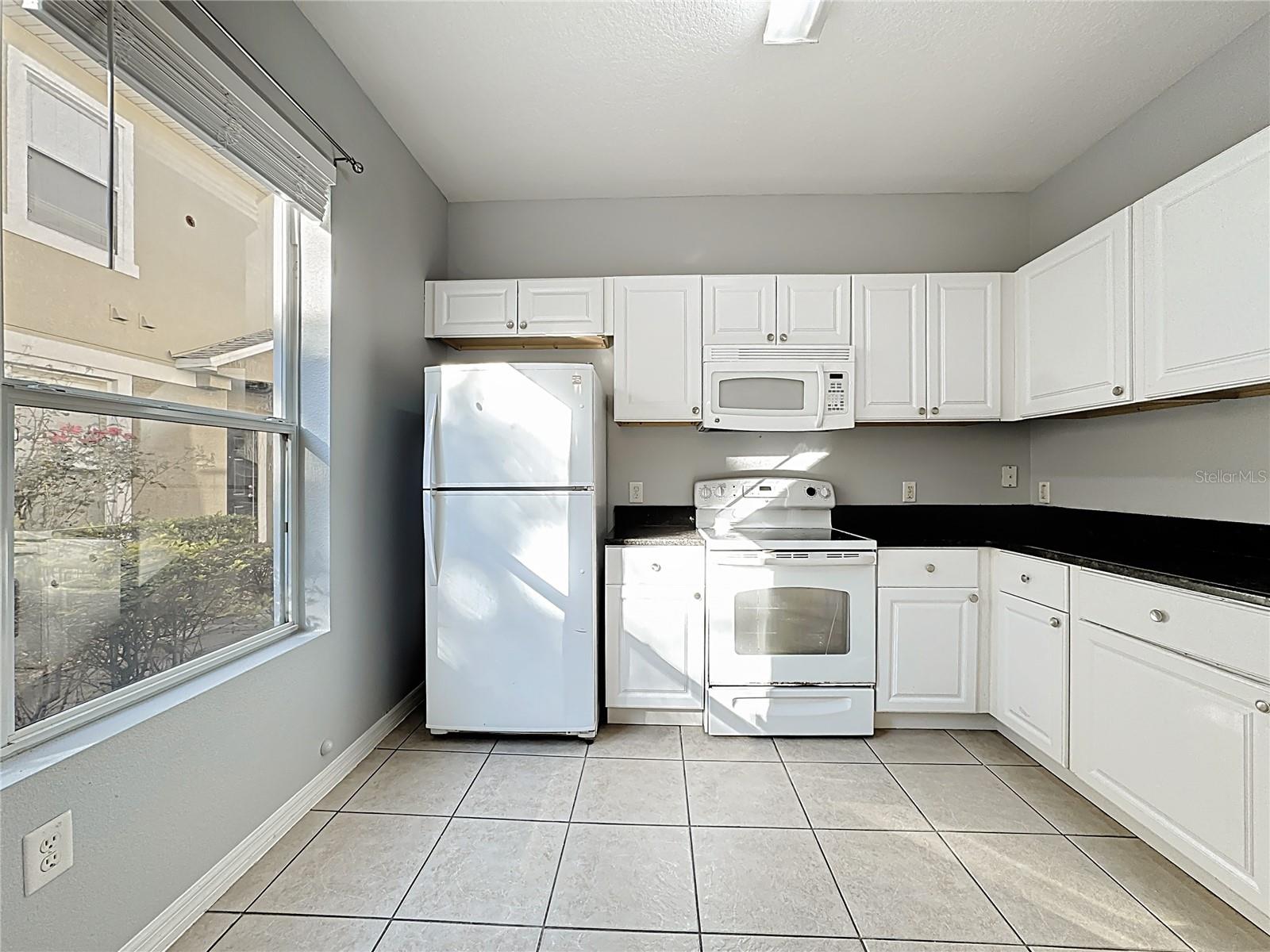 TUCKER OAKS CONDO PH 1 - Residential Lease