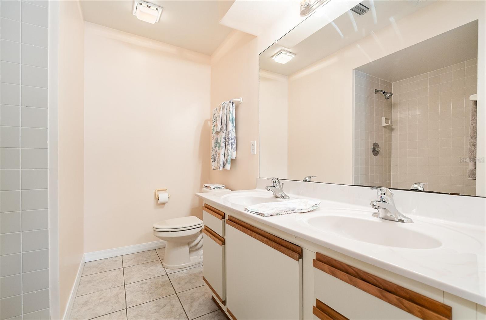 DELESPINE ON INDIAN RIVER - Residential