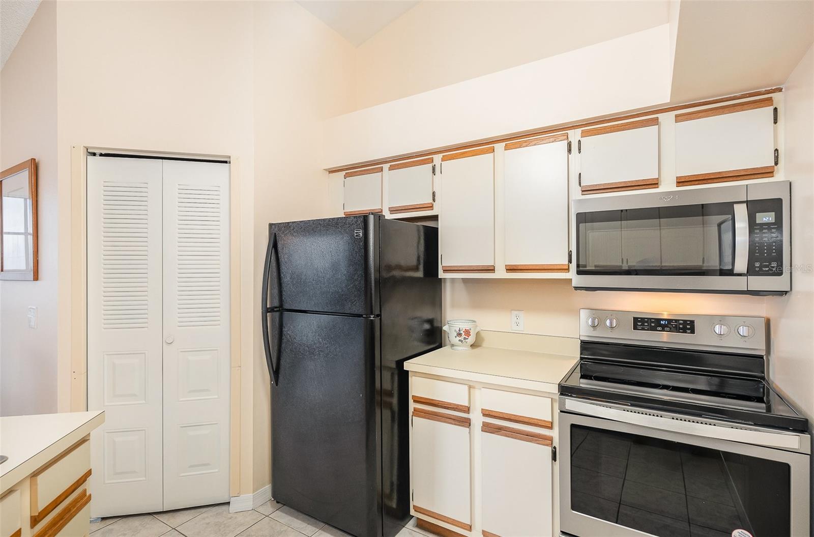 DELESPINE ON INDIAN RIVER - Residential