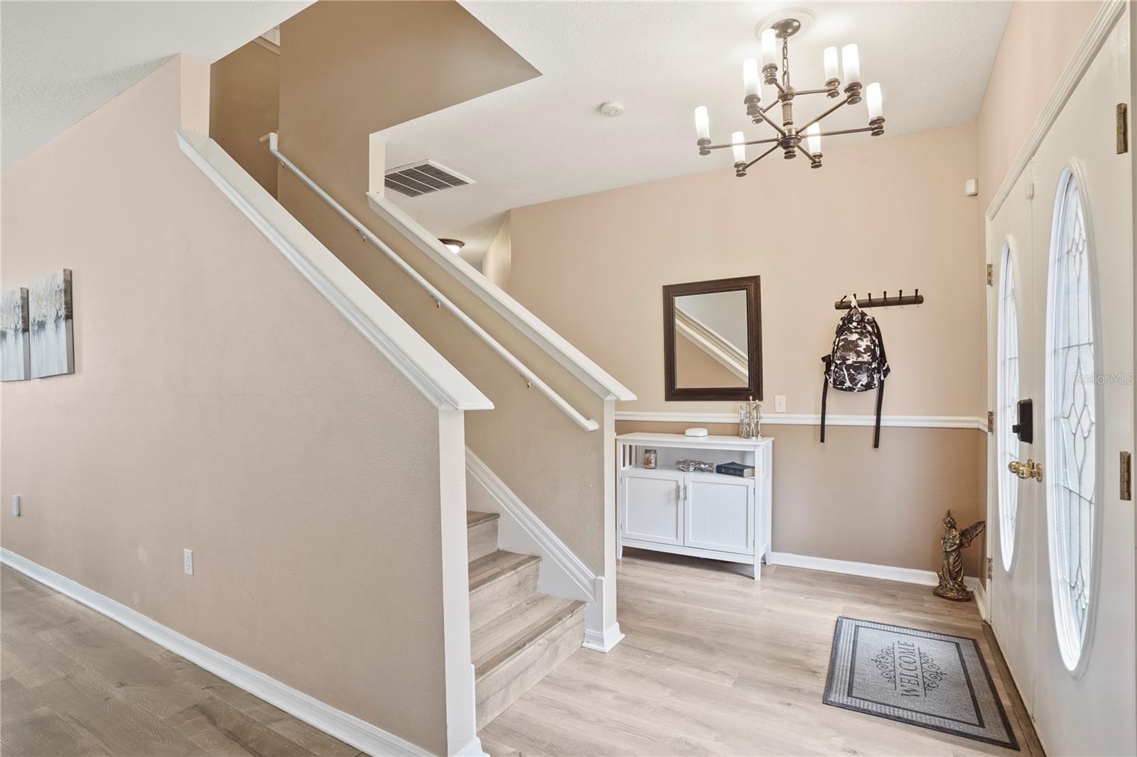 6019 CAPE LOOP