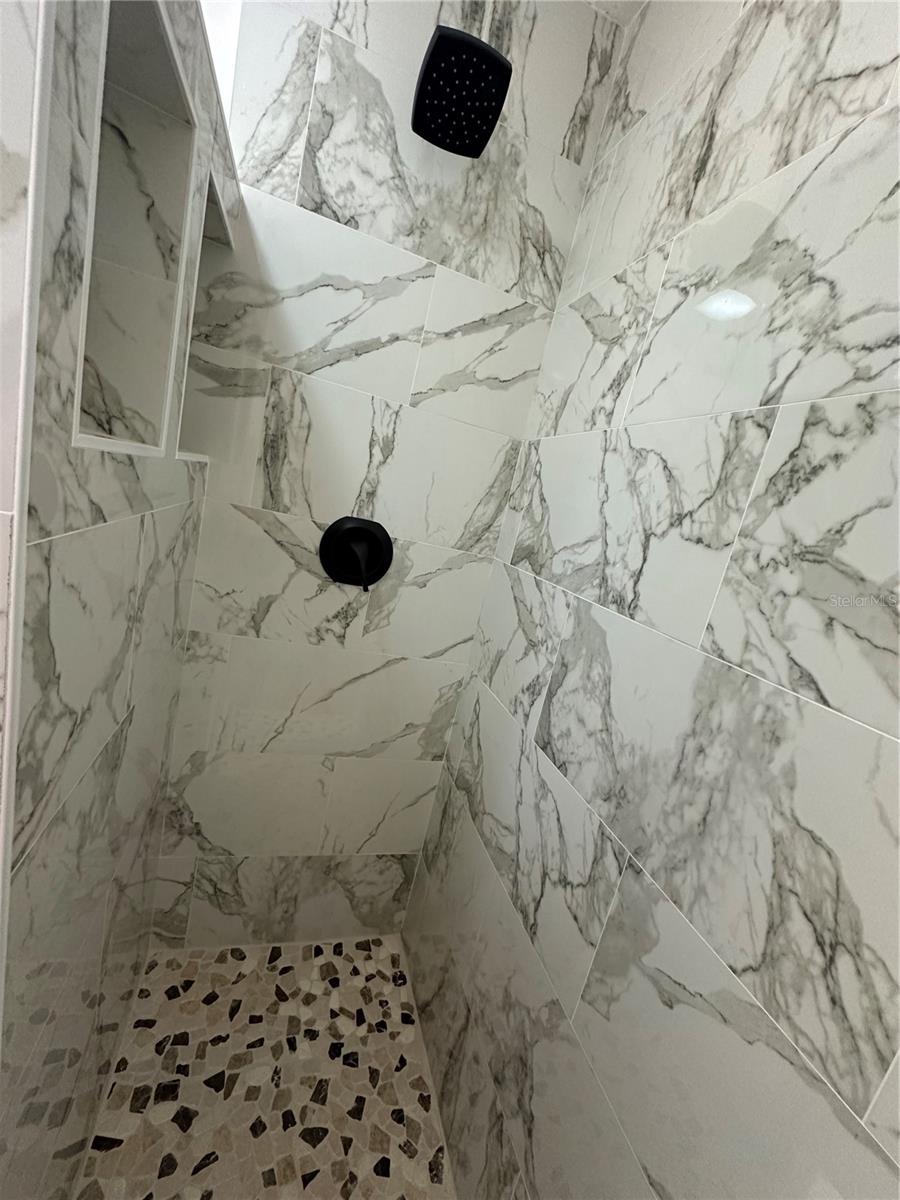 PORT CHARLOTTE SUB 52 - Residential Lease
