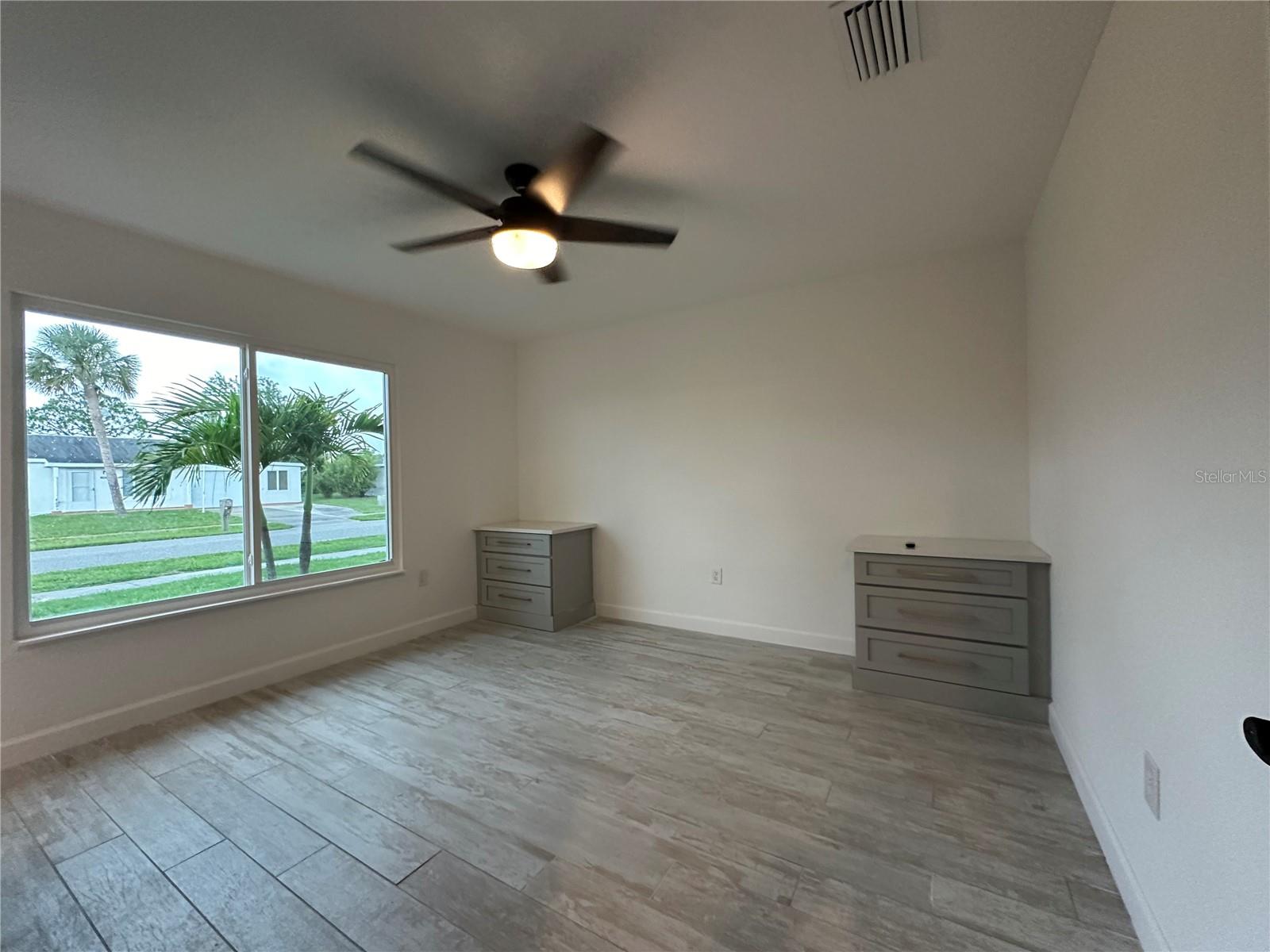 PORT CHARLOTTE SUB 52 - Residential Lease