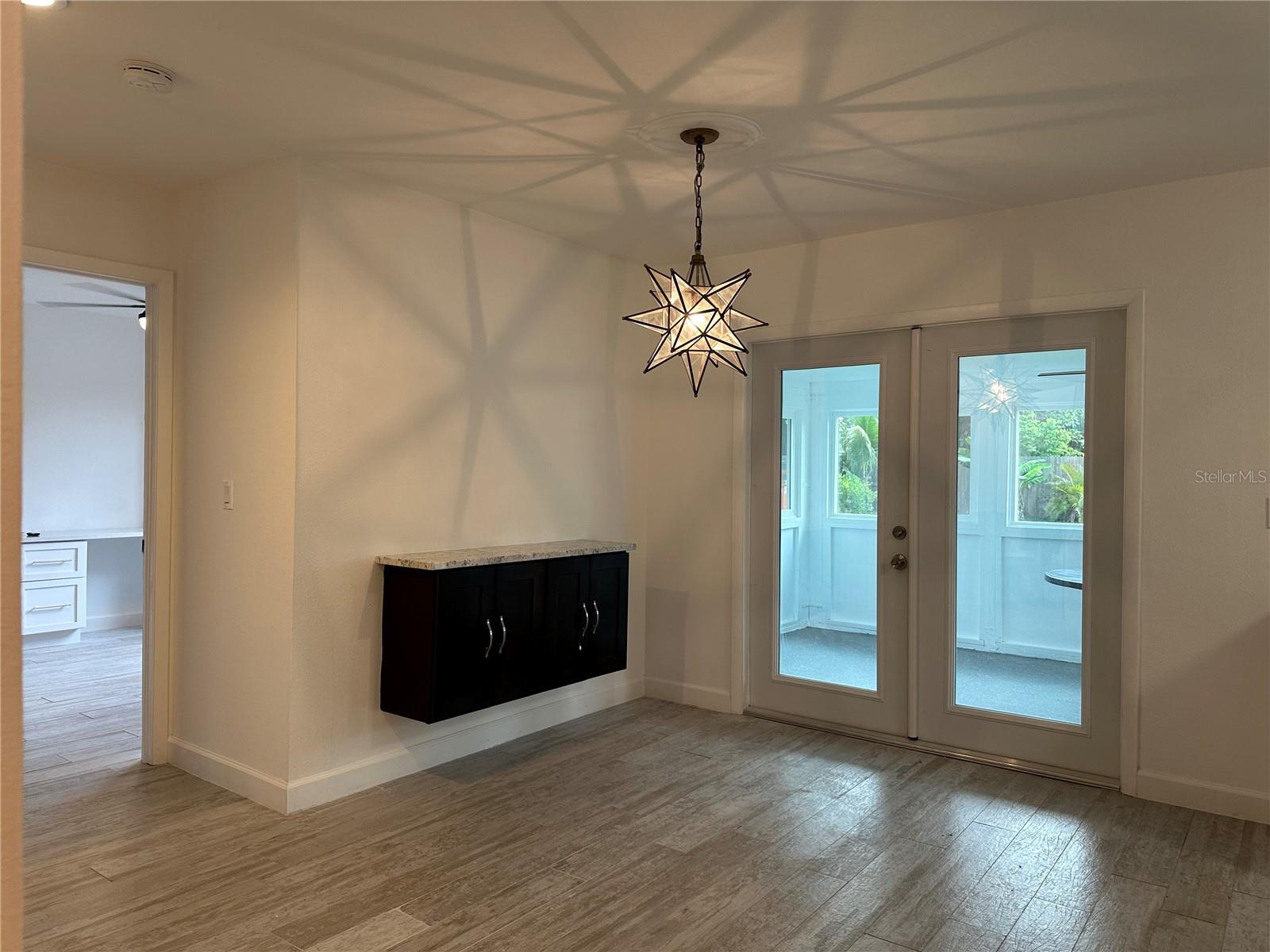 PORT CHARLOTTE SUB 52 - Residential Lease