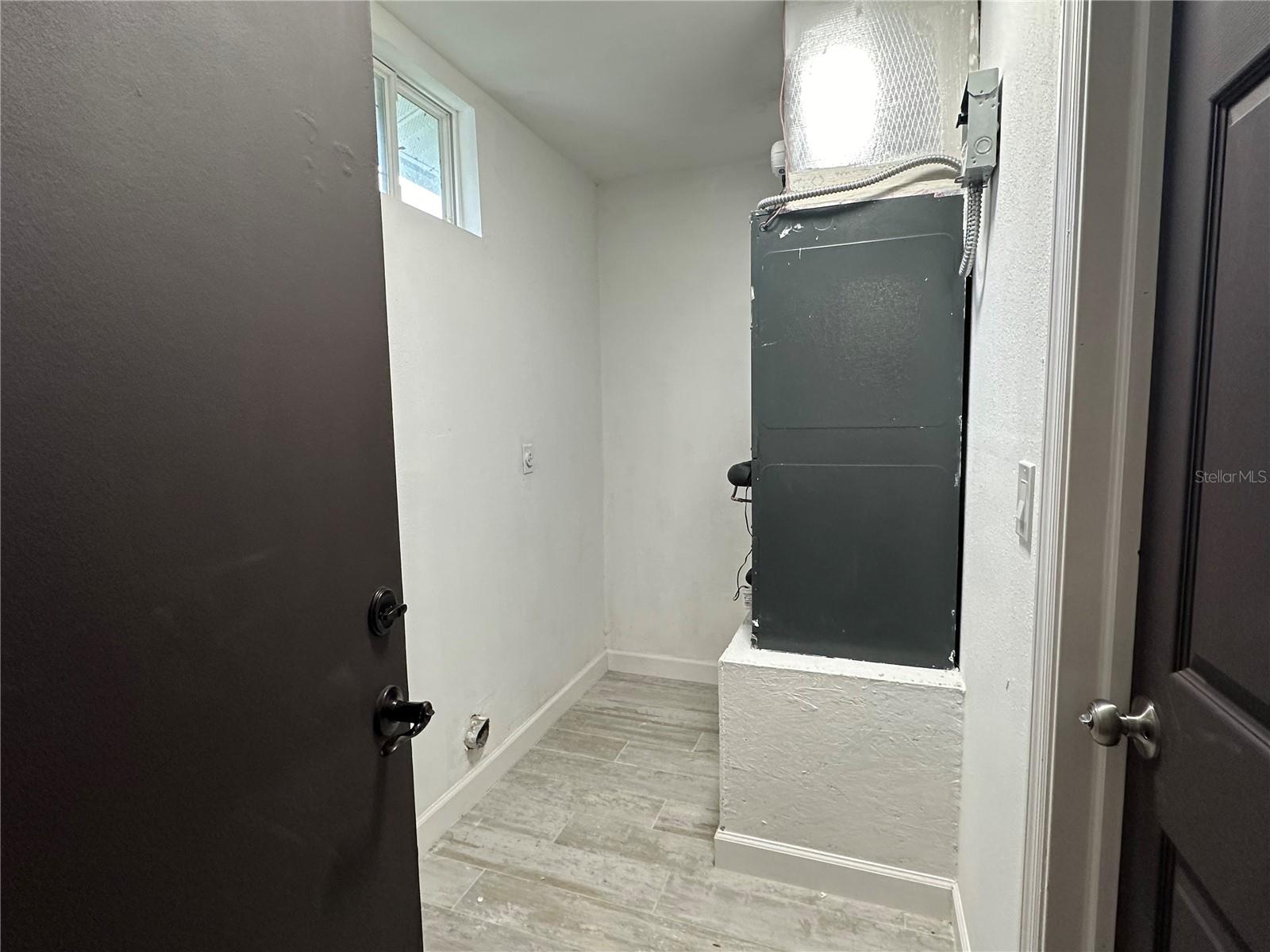 PORT CHARLOTTE SUB 52 - Residential Lease