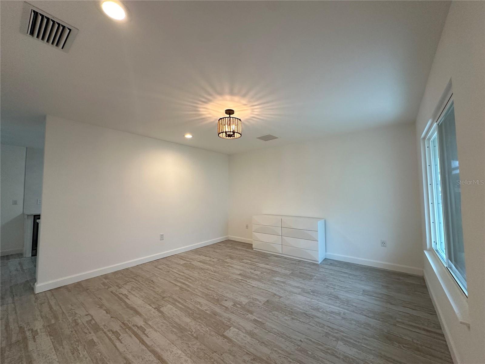 PORT CHARLOTTE SUB 52 - Residential Lease