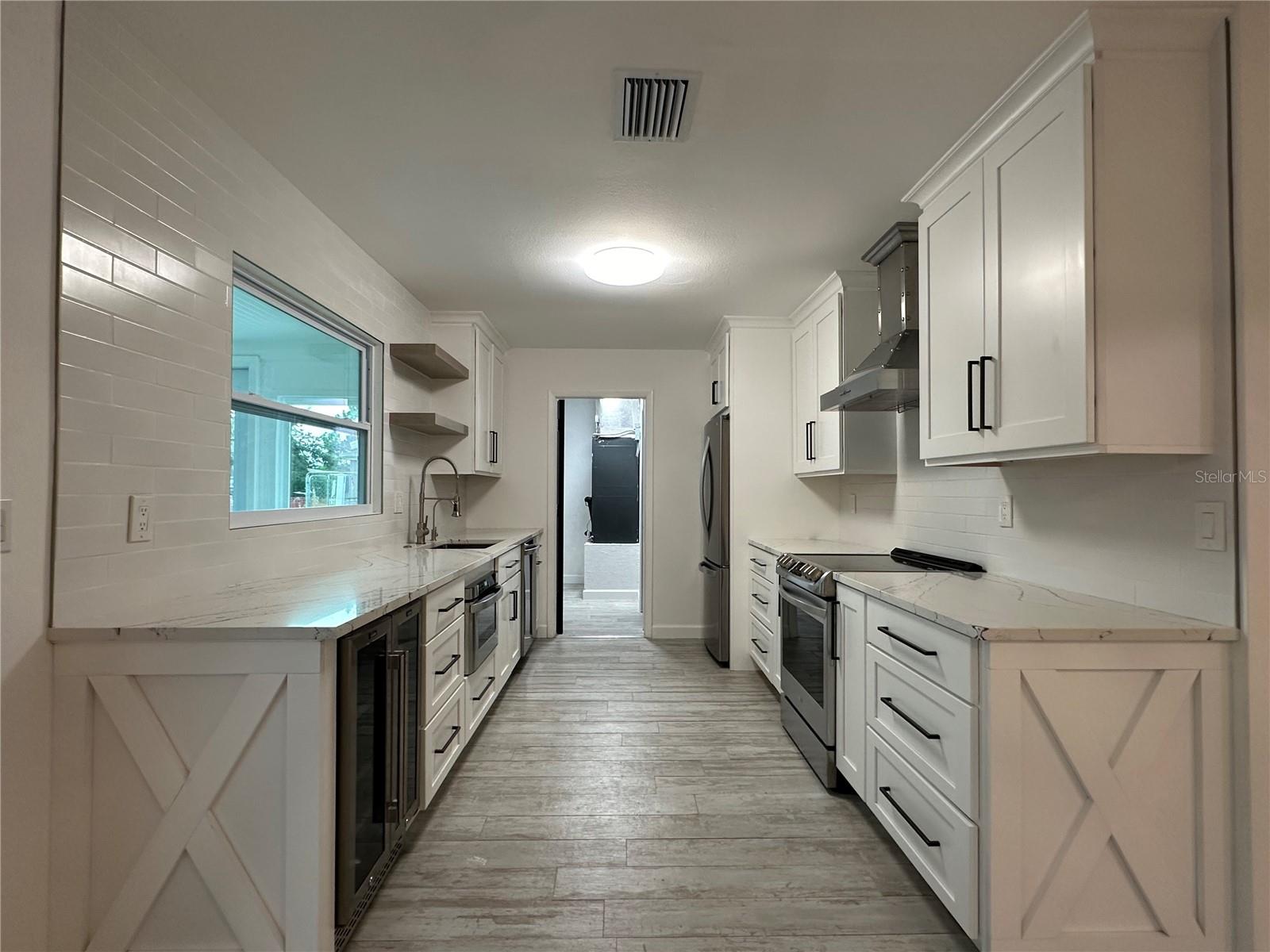 PORT CHARLOTTE SUB 52 - Residential Lease