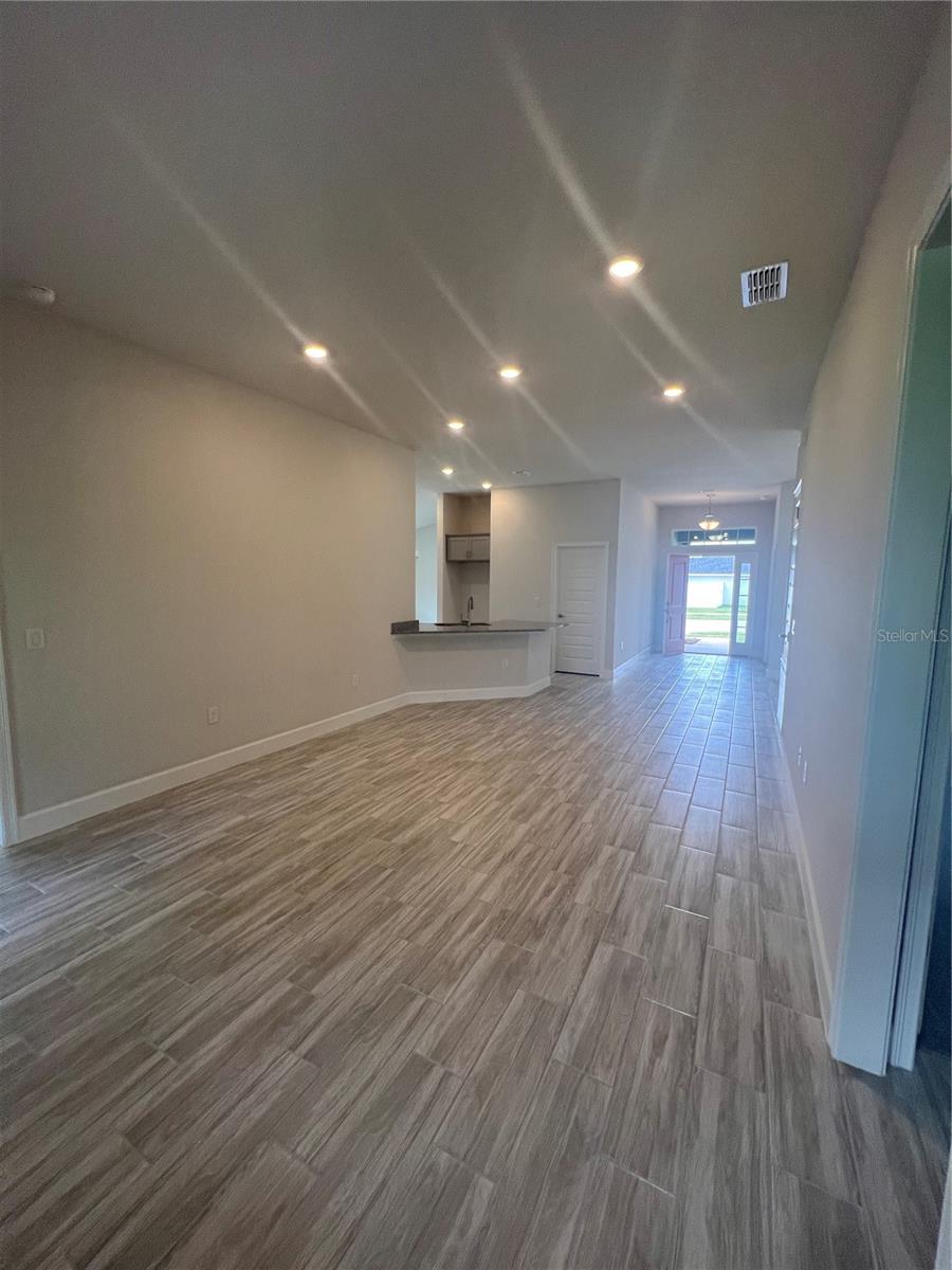 ABBEY GLEN - Residential