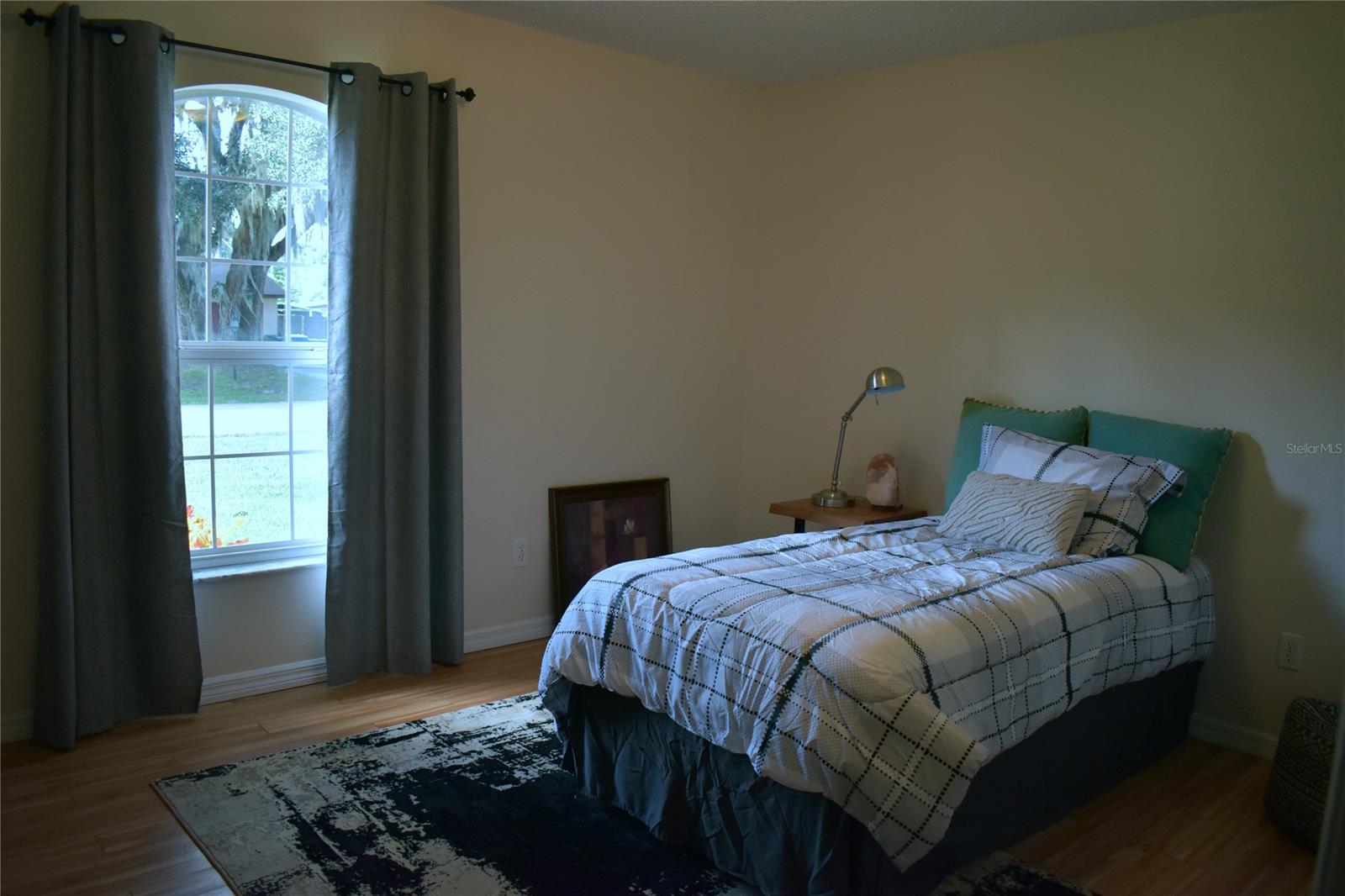 Florida Shores 01 - Residential