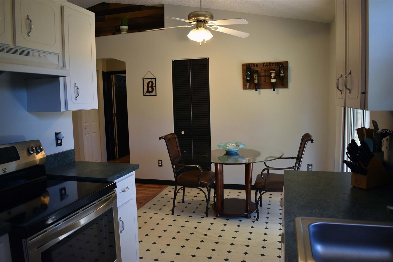 Florida Shores 01 - Residential