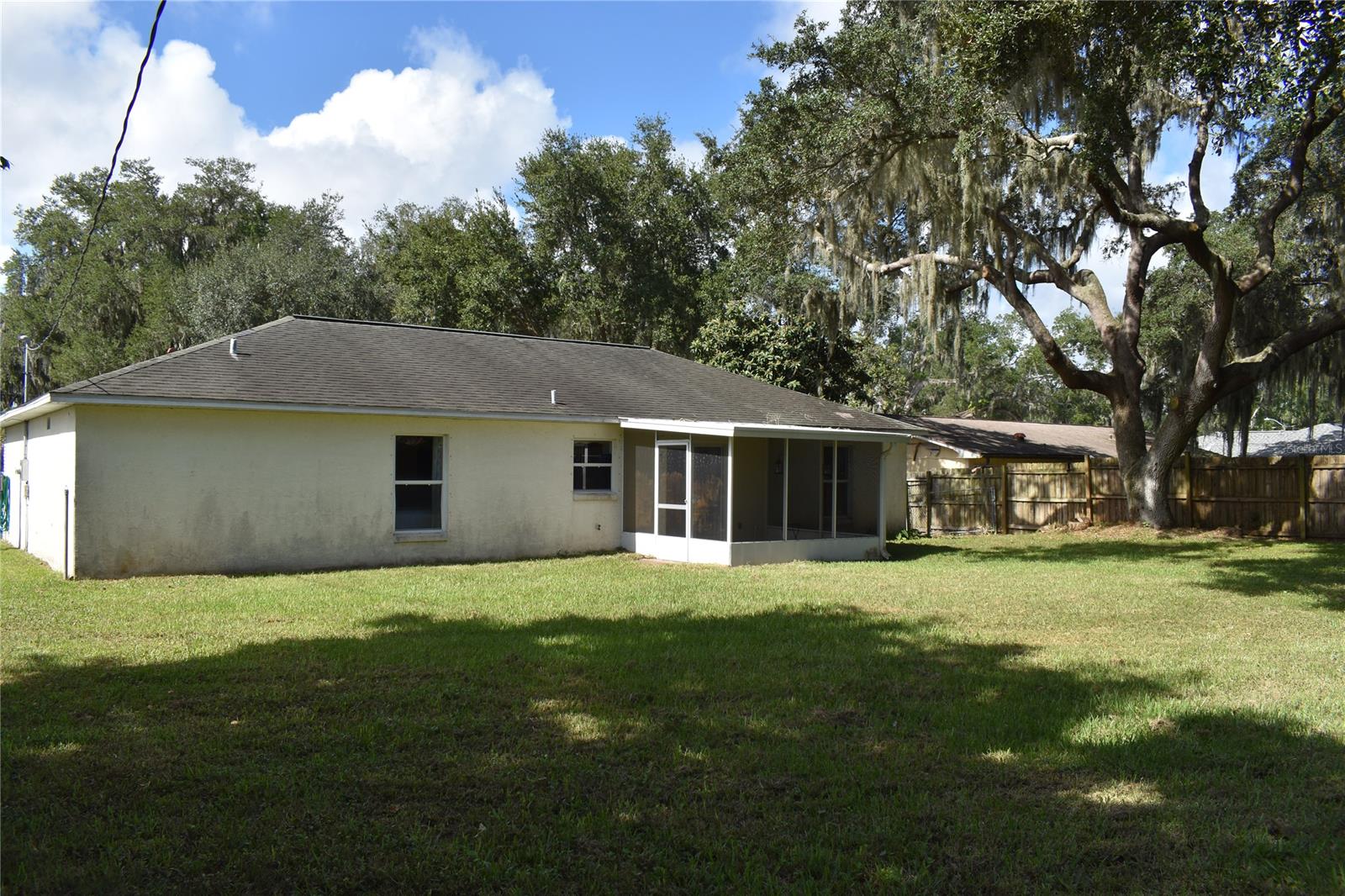 Florida Shores 01 - Residential