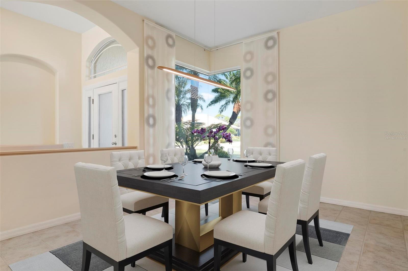 PELICAN POINTE GOLF & COUNTRY CLUB - Residential