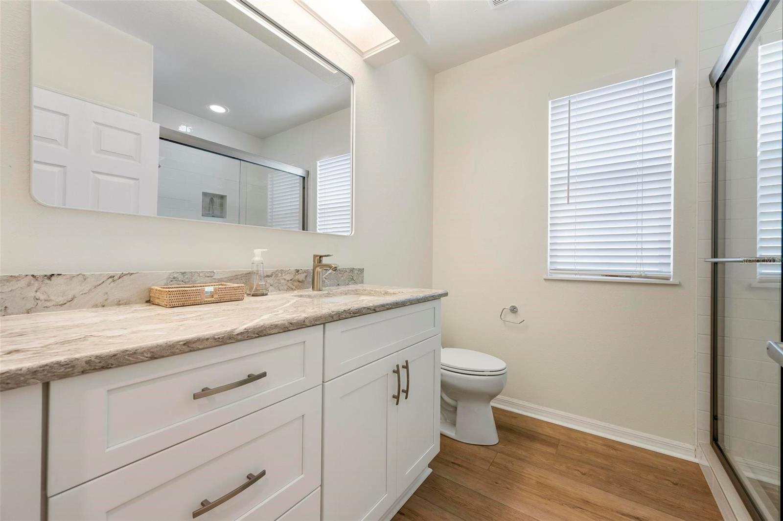 PELICAN POINTE GOLF & COUNTRY CLUB - Residential