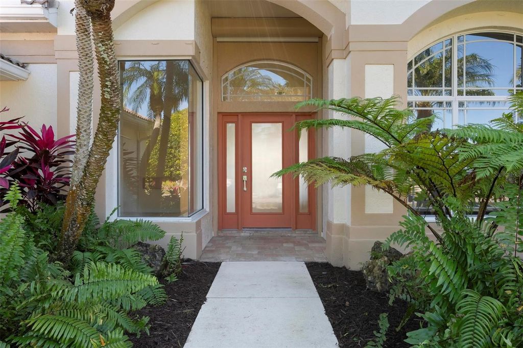 Photo of 809 Blue Crane Drive, Venice, FL 34285 (MLS # N6142769)