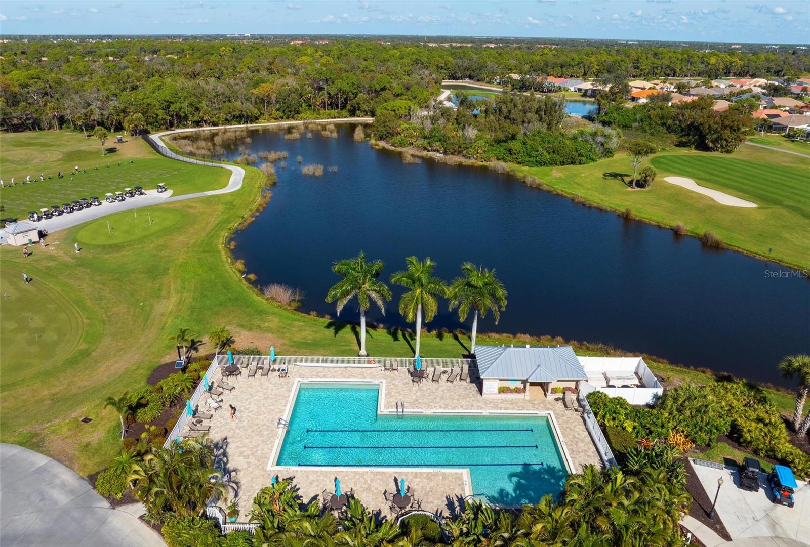 PELICAN POINTE GOLF & COUNTRY CLUB - Residential