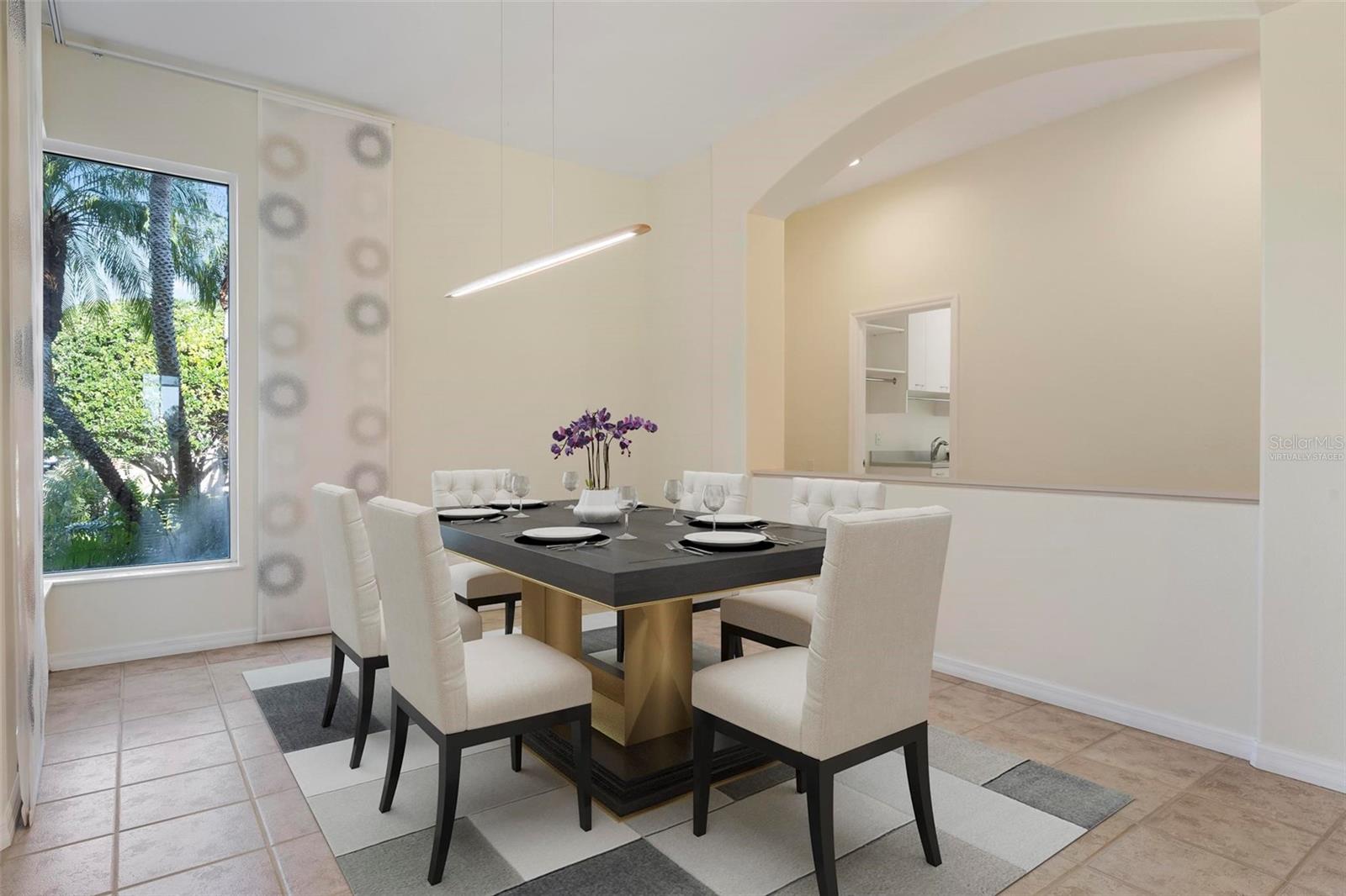 PELICAN POINTE GOLF & COUNTRY CLUB - Residential