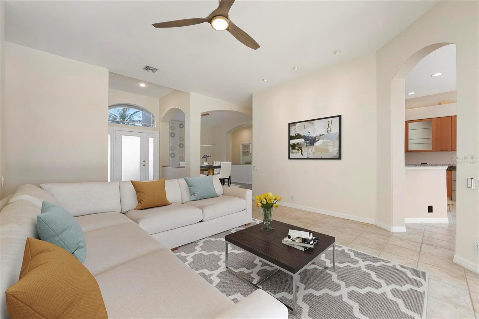 PELICAN POINTE GOLF & COUNTRY CLUB - Residential