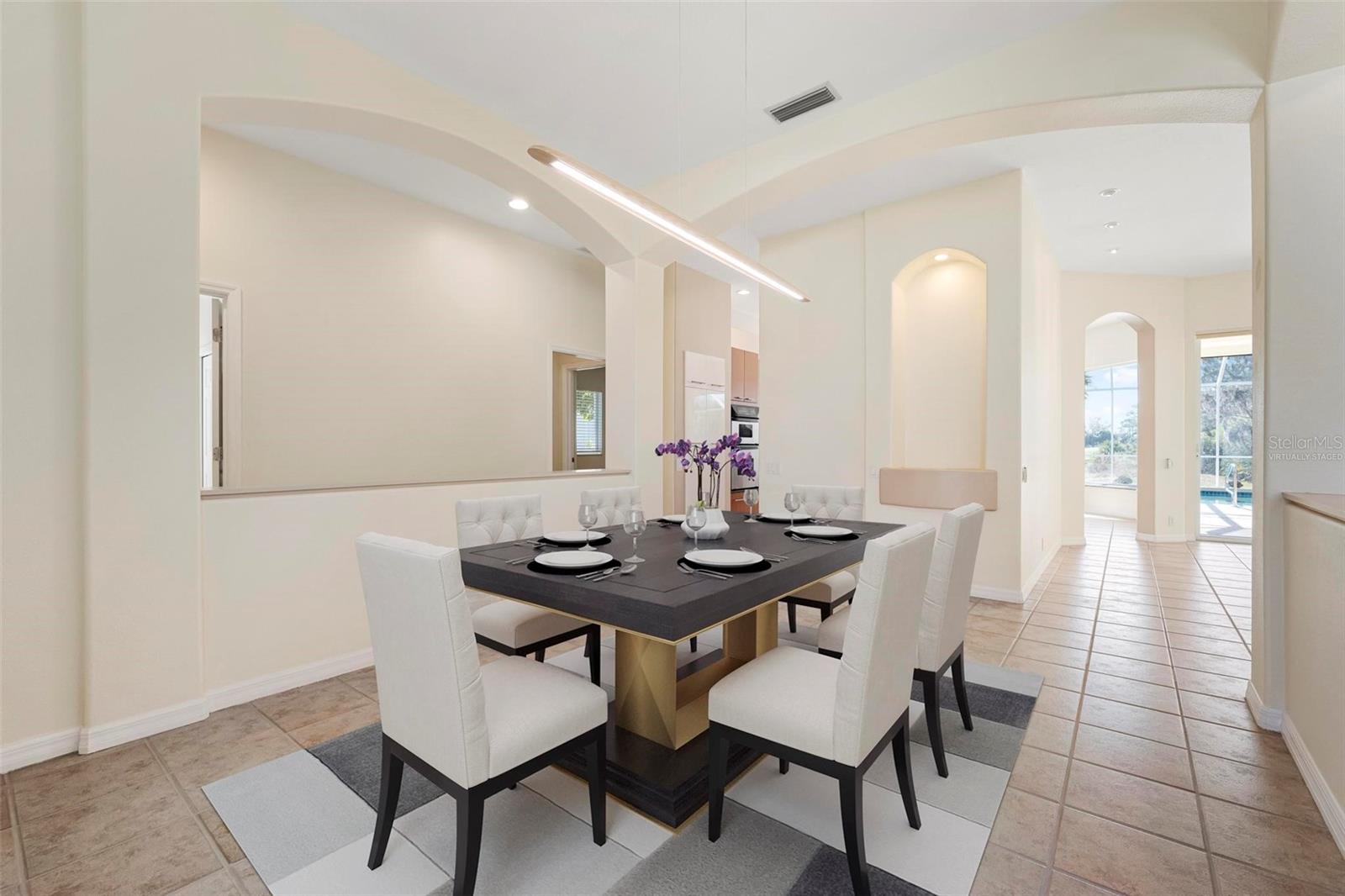 PELICAN POINTE GOLF & COUNTRY CLUB - Residential