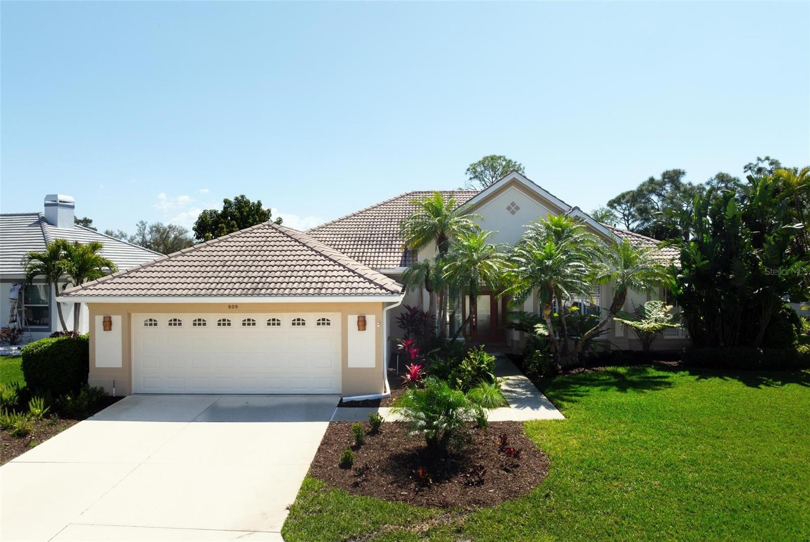 809 BLUE CRANE DRIVE