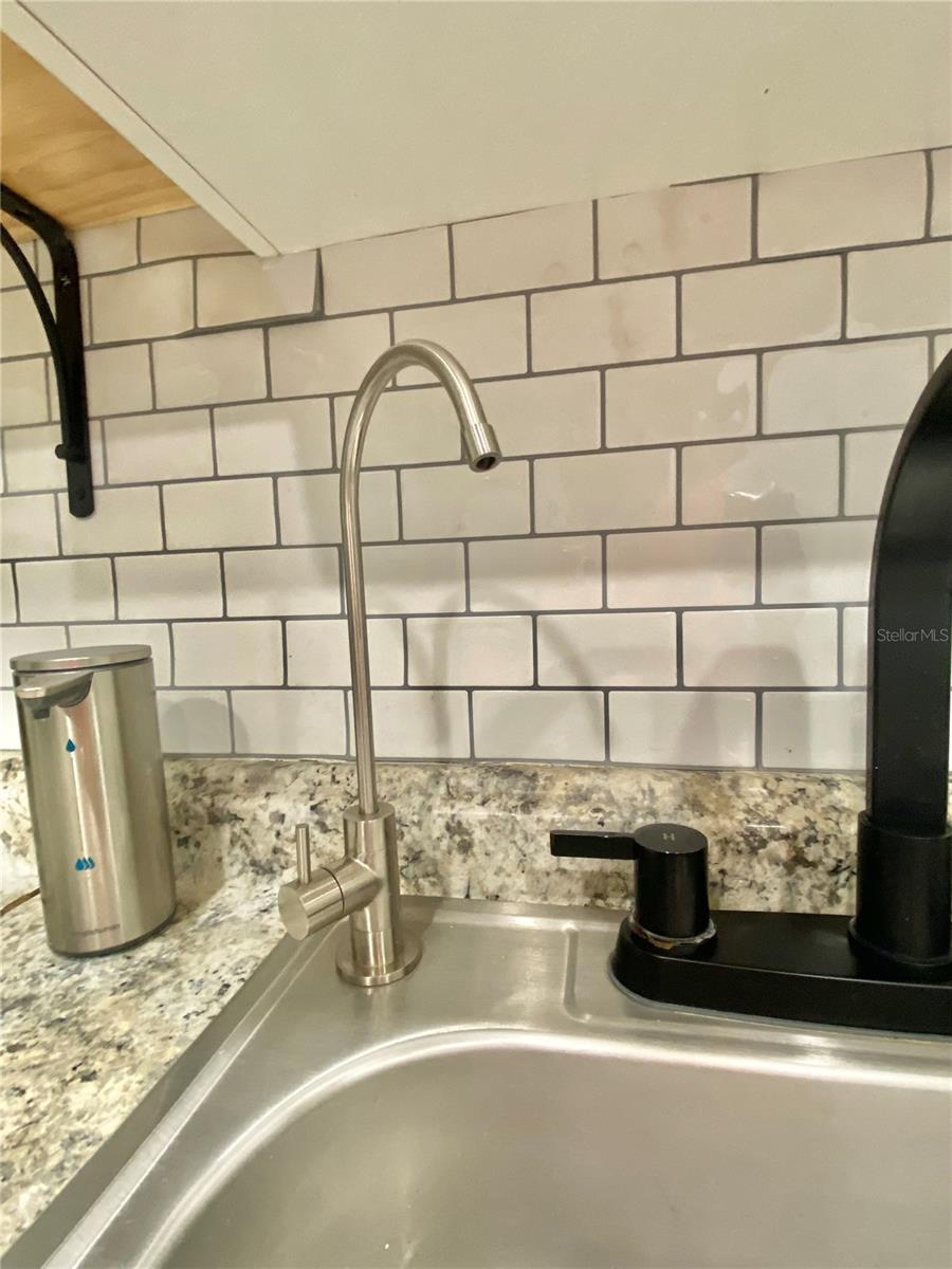 LAKESIDE/DELANEY PARK - Residential