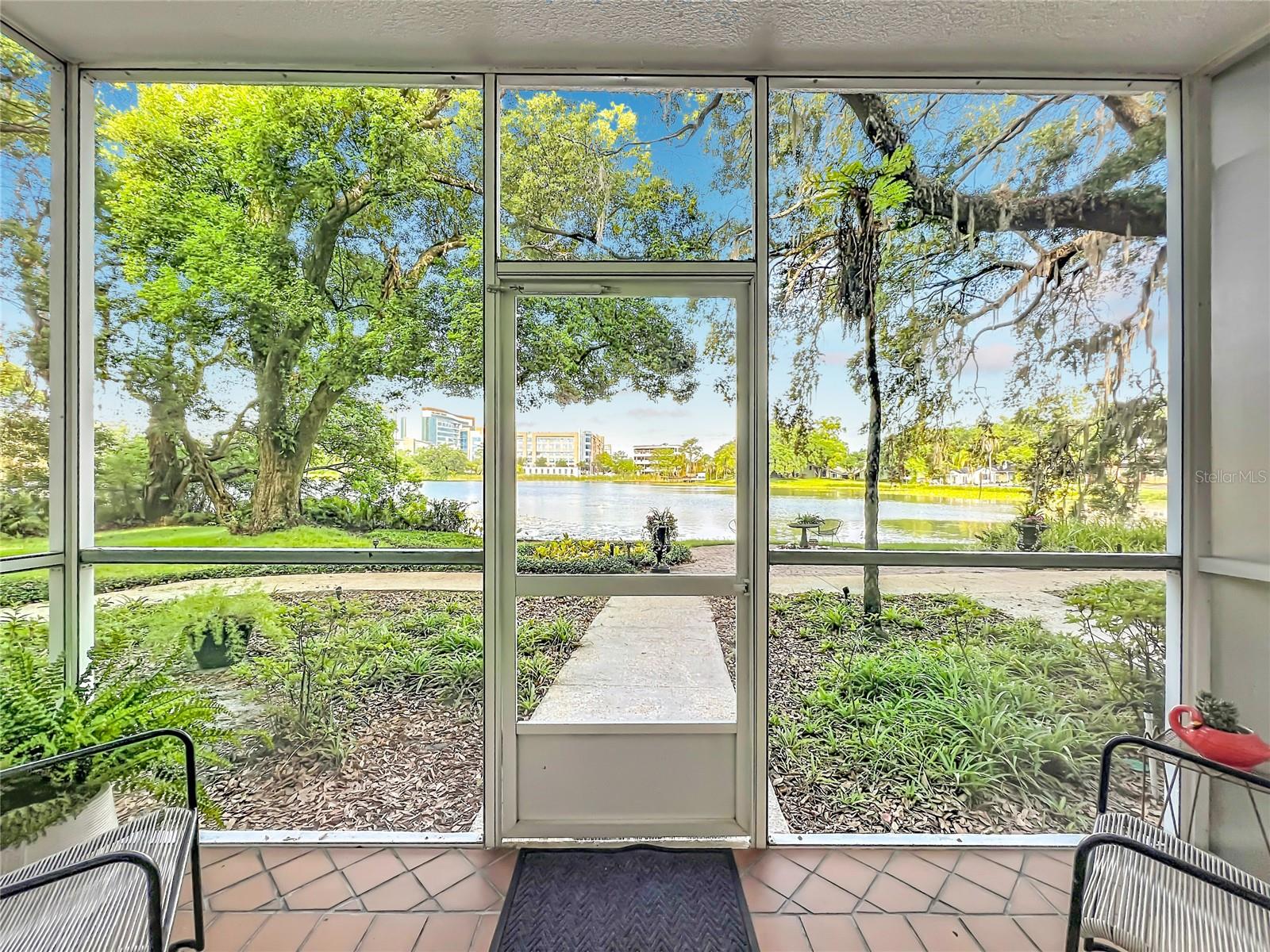 LAKESIDE/DELANEY PARK - Residential