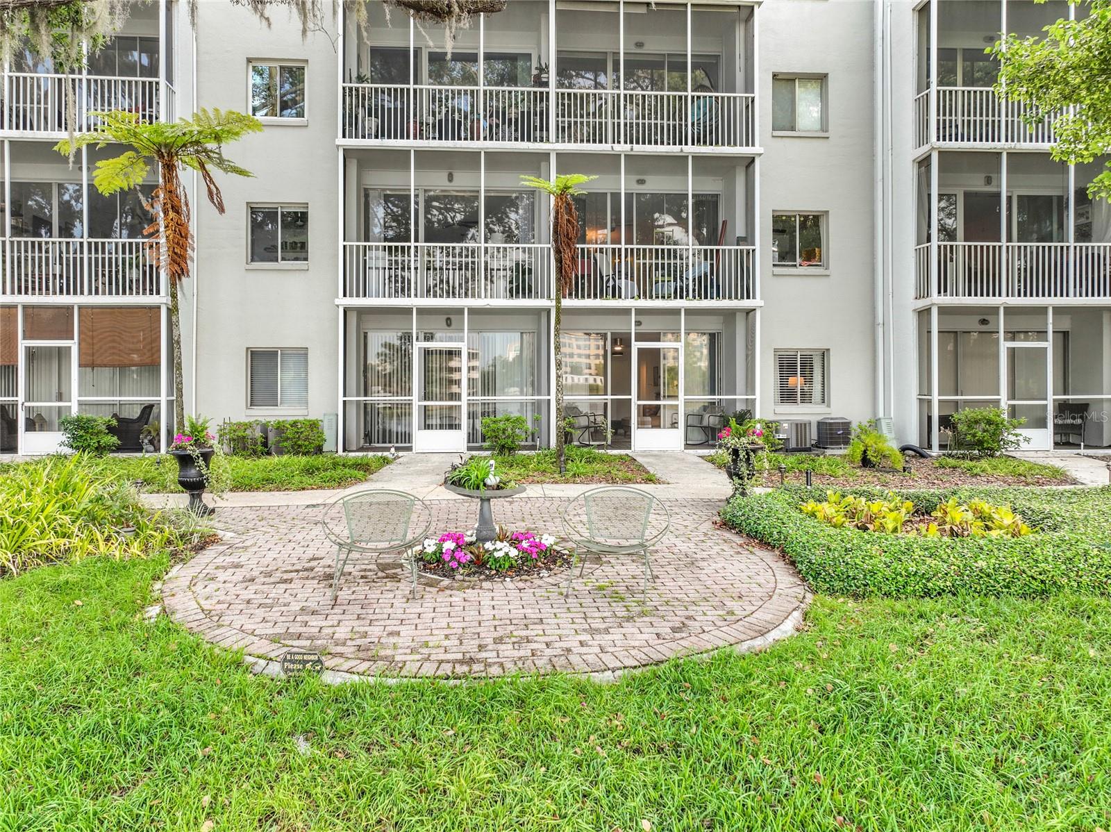 LAKESIDE/DELANEY PARK - Residential