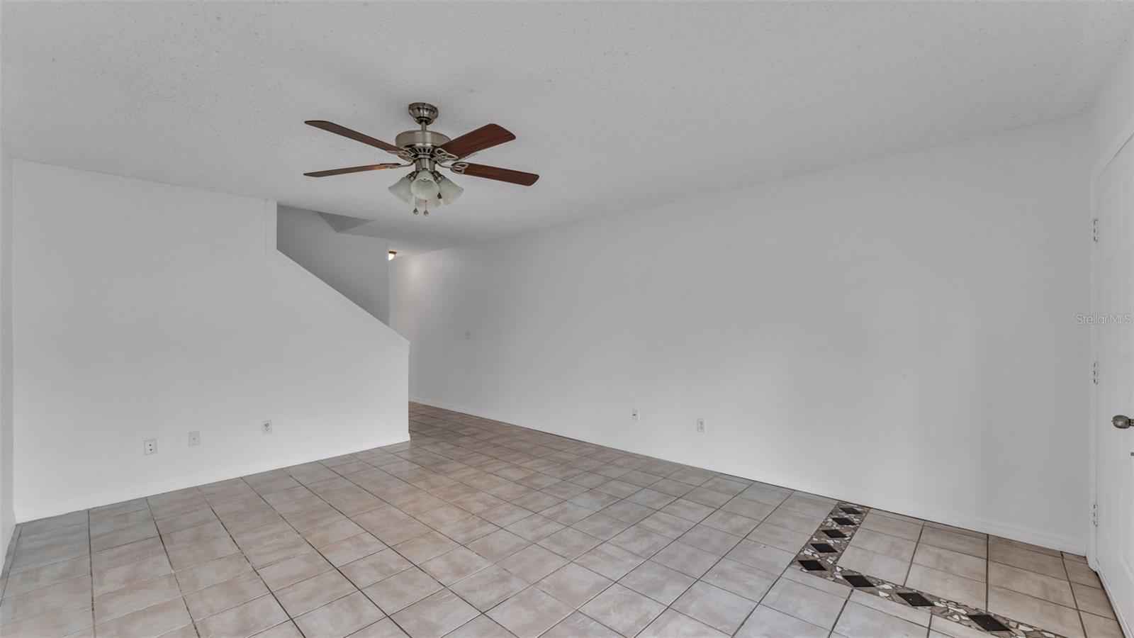 PROVIDENCE TWNHMS PH 1 - Residential