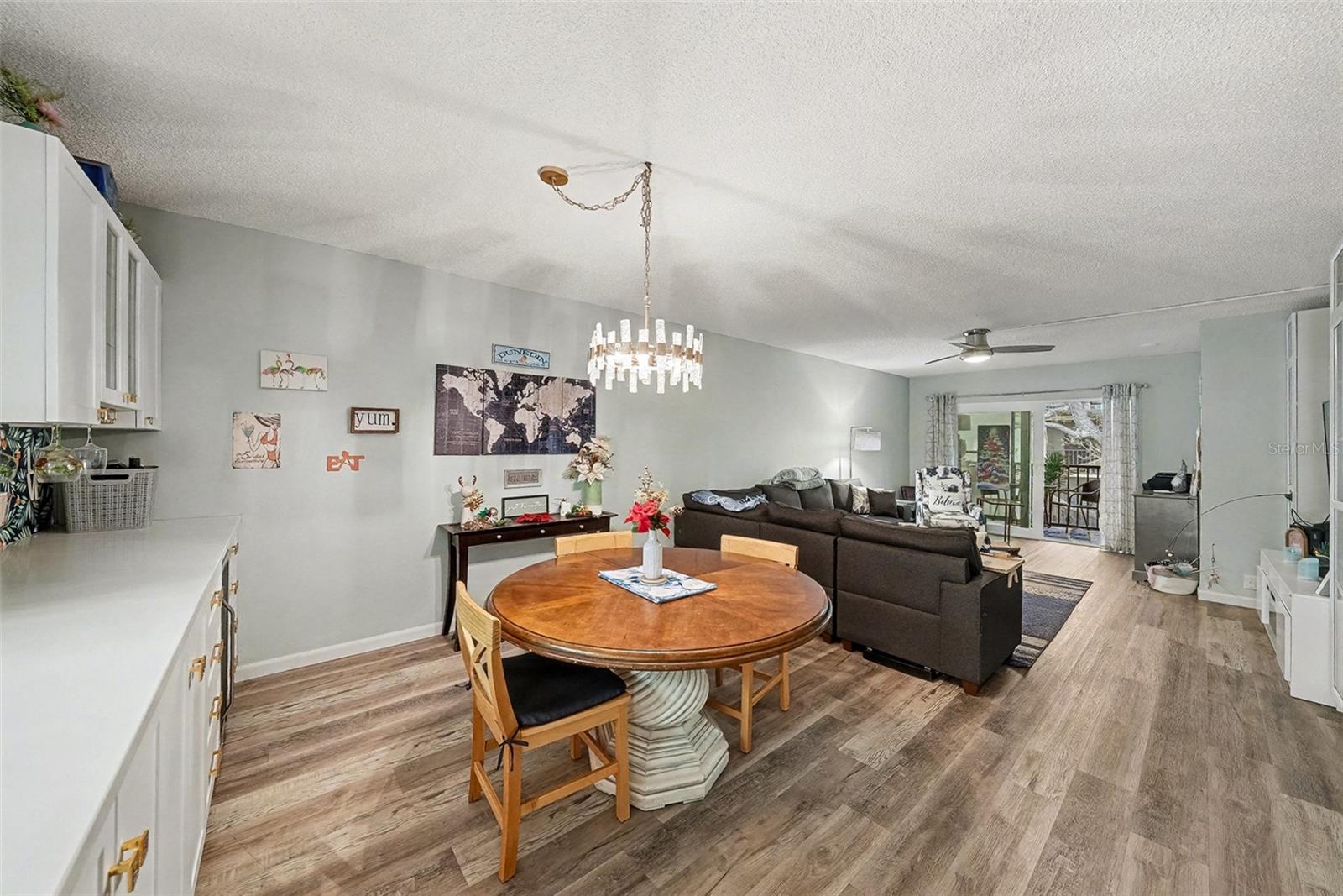 PATRICIAN OAKS - Residential