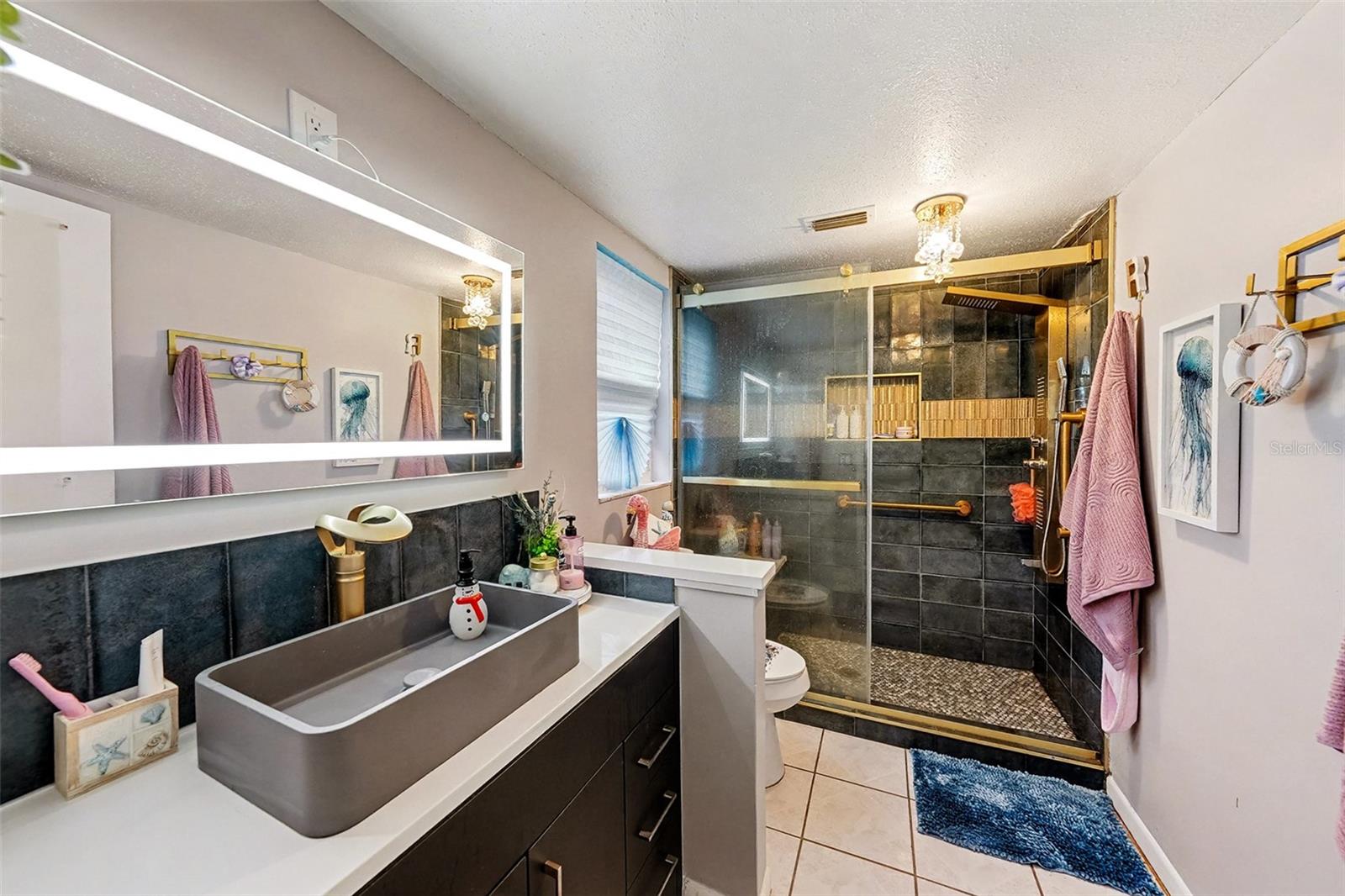 PATRICIAN OAKS - Residential