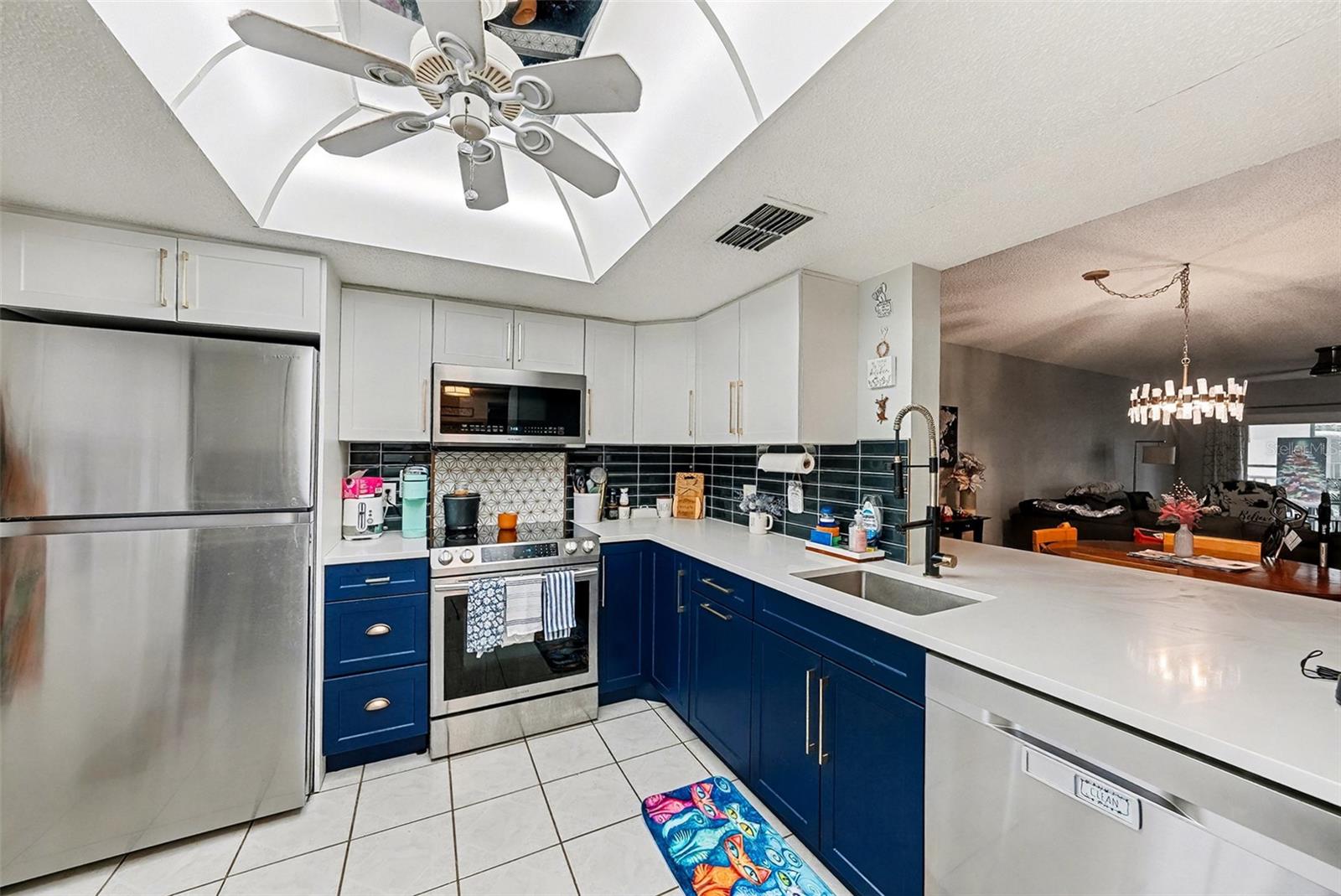 PATRICIAN OAKS - Residential