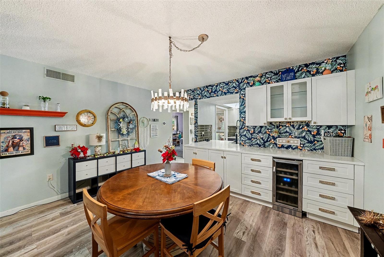 PATRICIAN OAKS - Residential