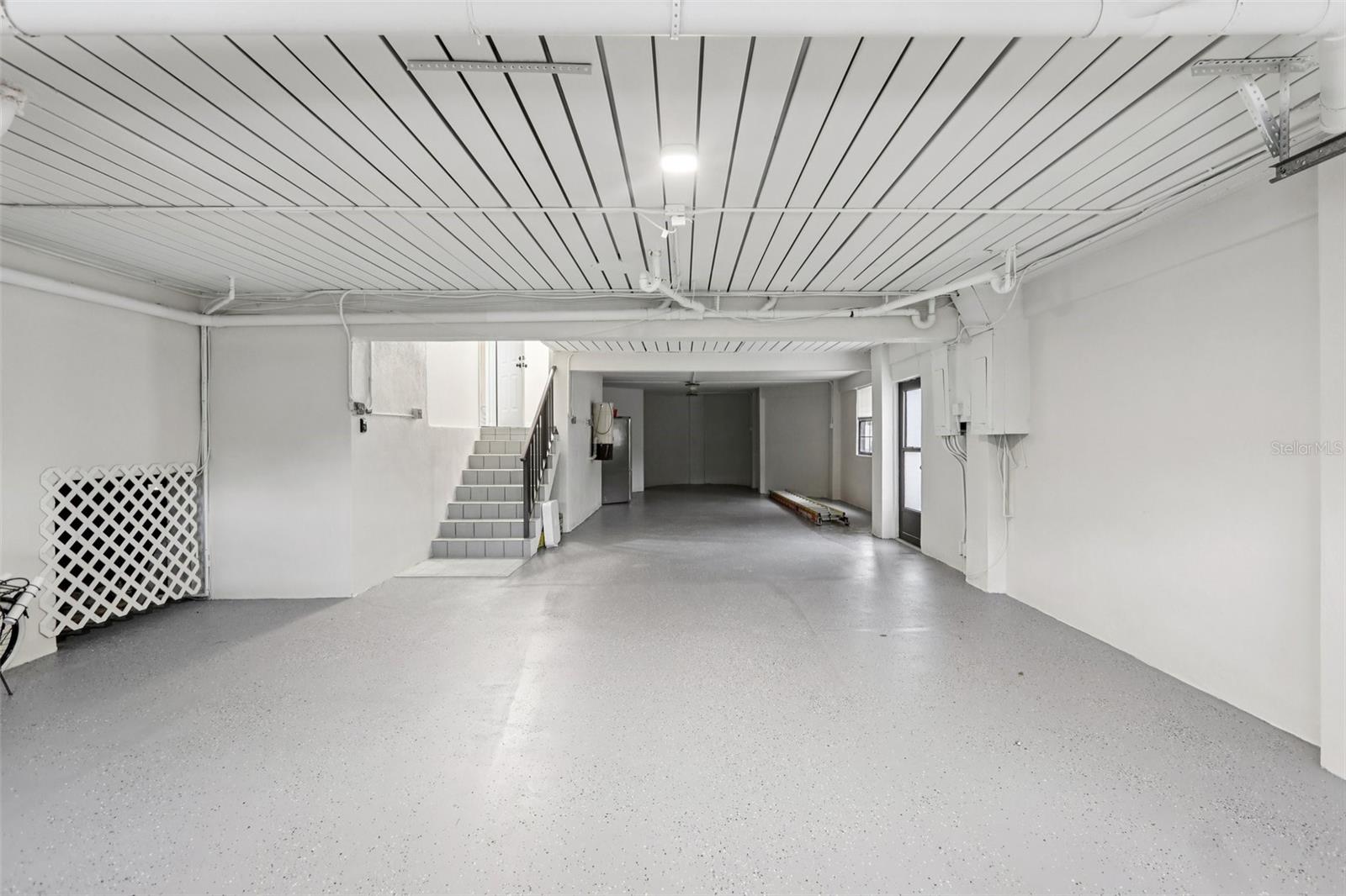 TIERRA VERDE UNIT 1 1ST REP - Residential