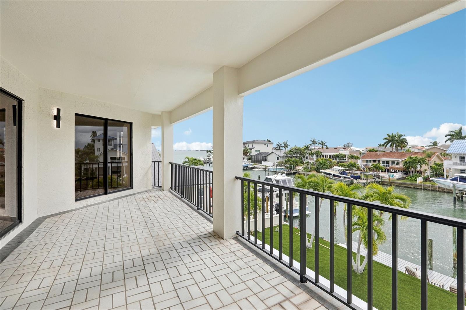 TIERRA VERDE UNIT 1 1ST REP - Residential