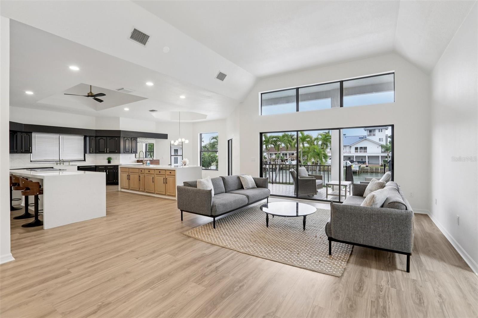 TIERRA VERDE UNIT 1 1ST REP - Residential