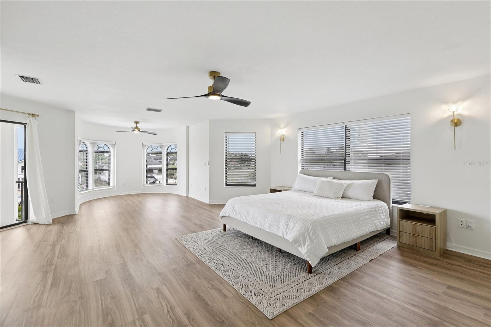 TIERRA VERDE UNIT 1 1ST REP - Residential