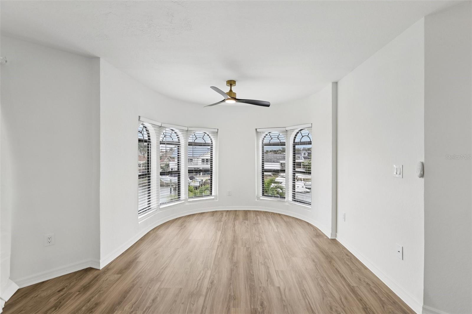 TIERRA VERDE UNIT 1 1ST REP - Residential