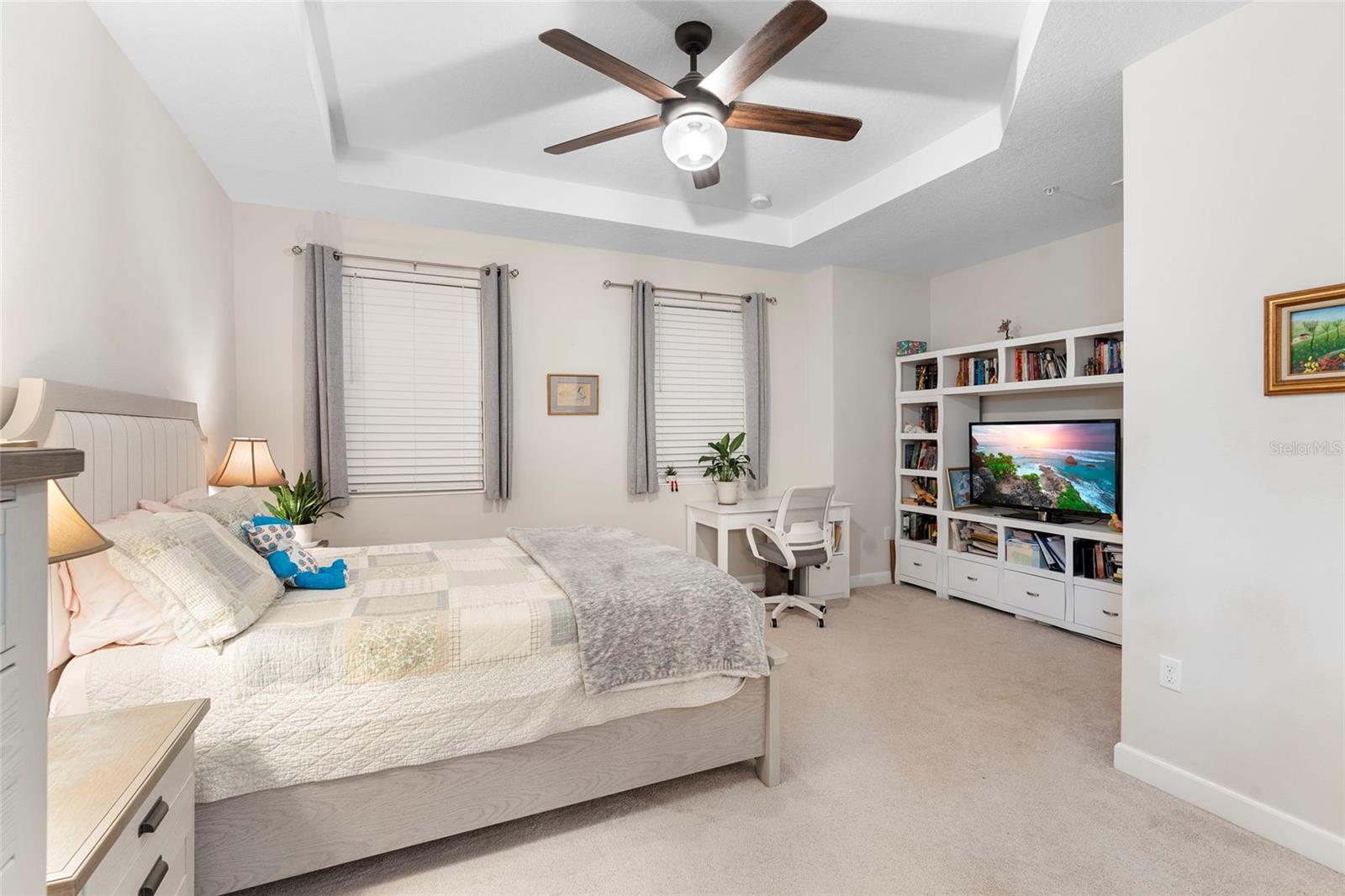 GRANDE OAKS AT HEATHROW - Residential