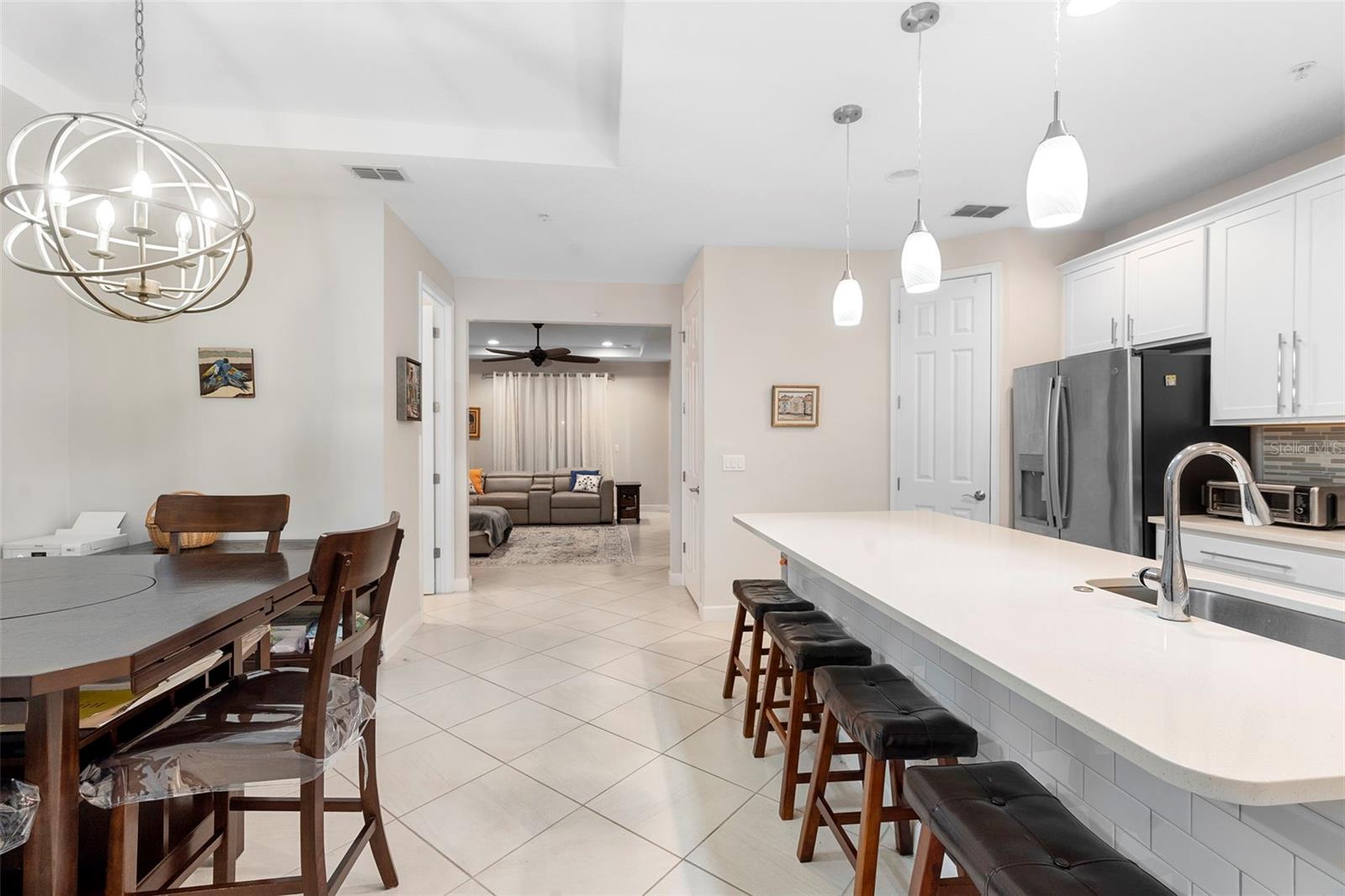 GRANDE OAKS AT HEATHROW - Residential