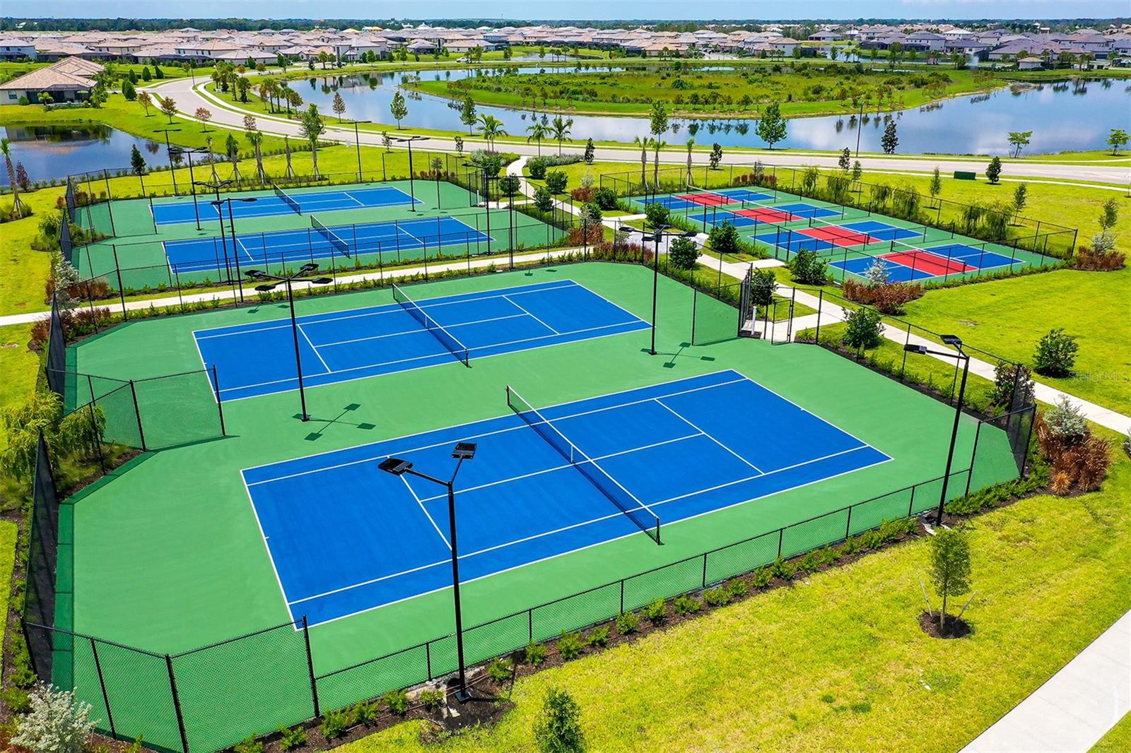LORRAINE LAKES PH IIA - Residential Lease
