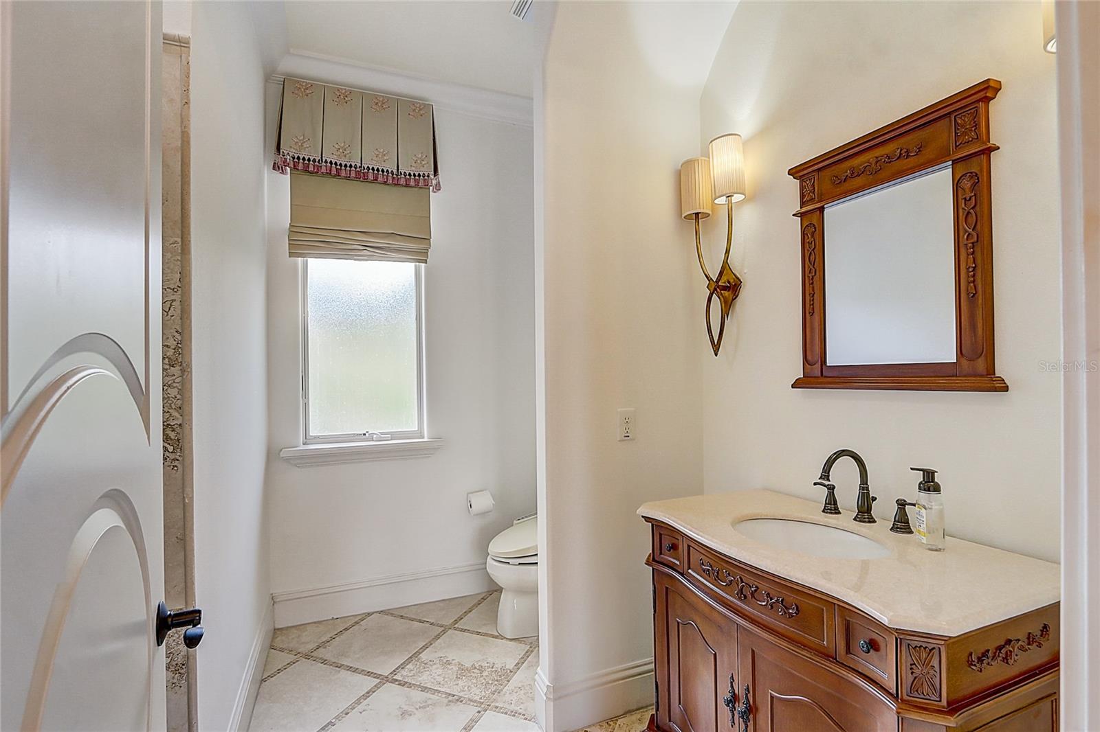 SPRING LAKE POINTE - Residential