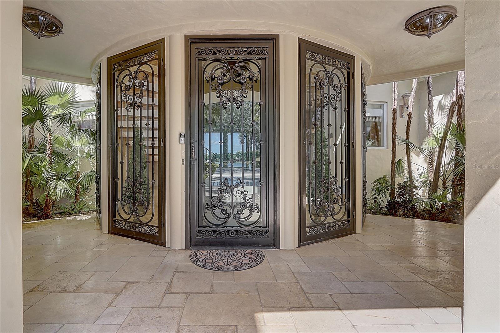 SPRING LAKE POINTE - Residential