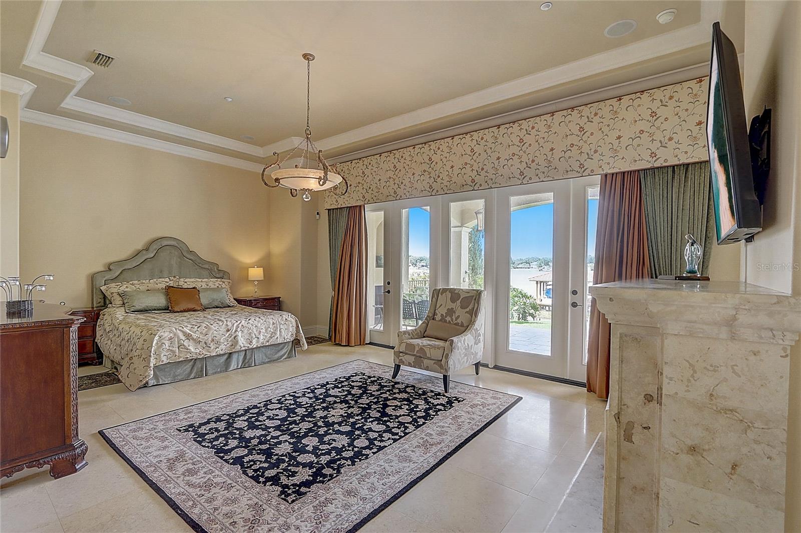 SPRING LAKE POINTE - Residential