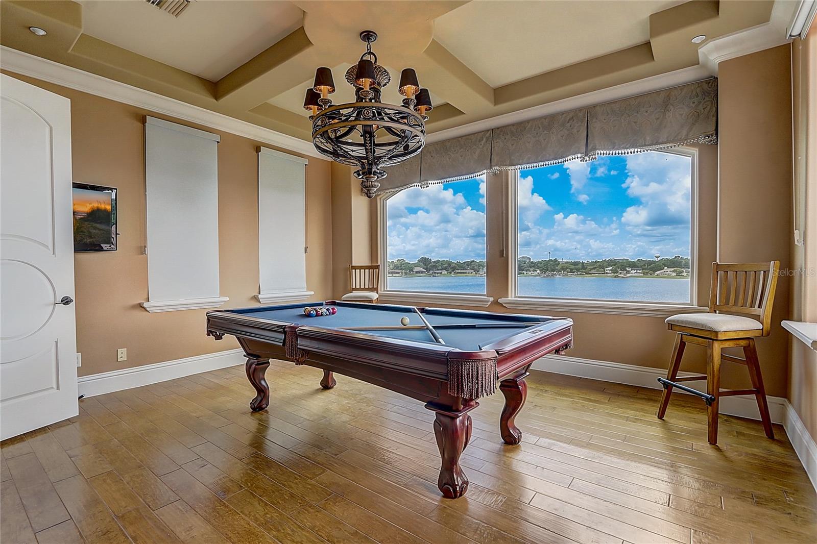 SPRING LAKE POINTE - Residential