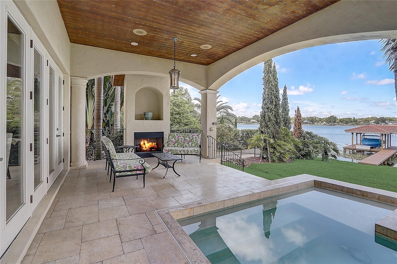 SPRING LAKE POINTE - Residential