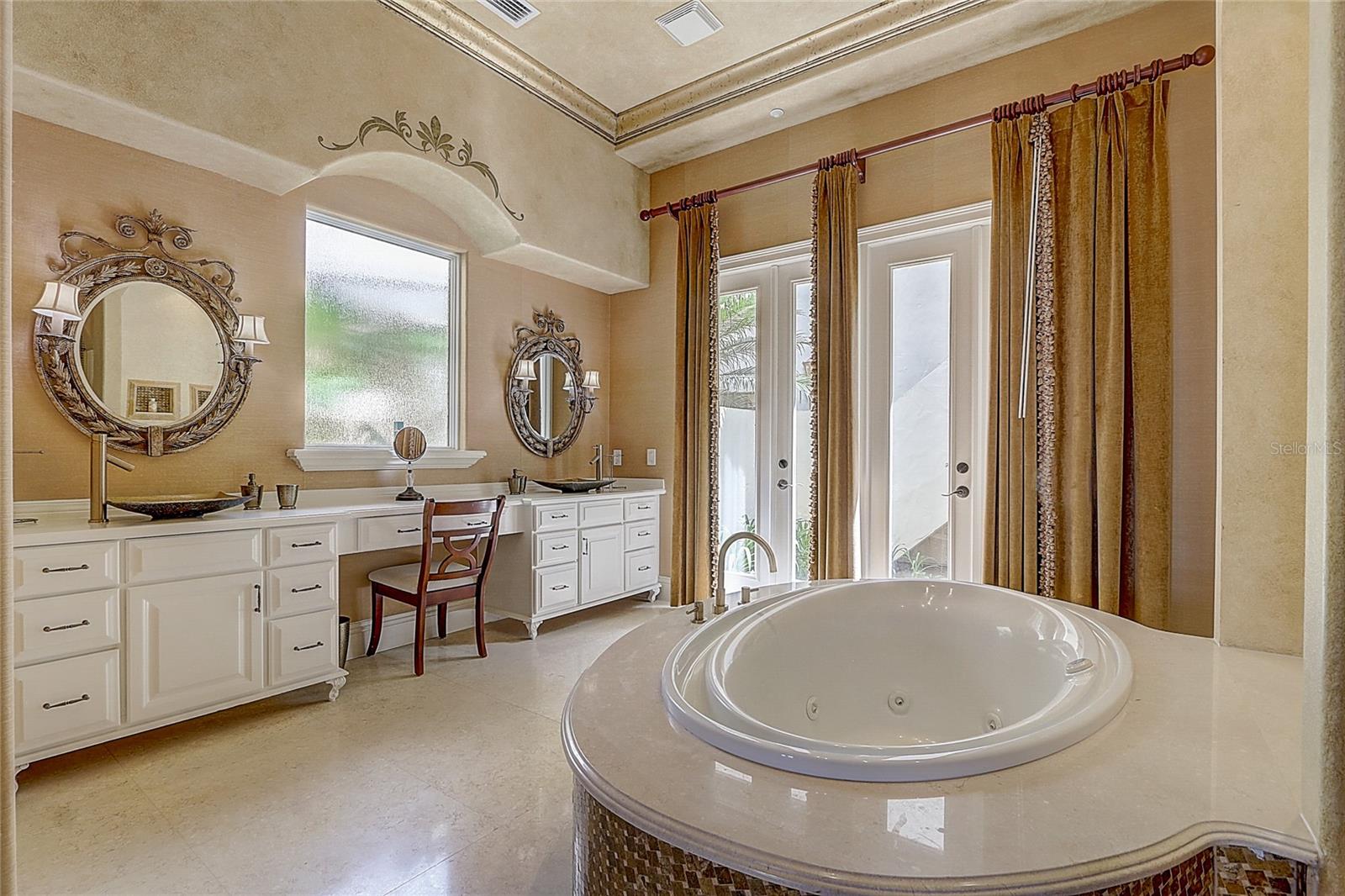 SPRING LAKE POINTE - Residential