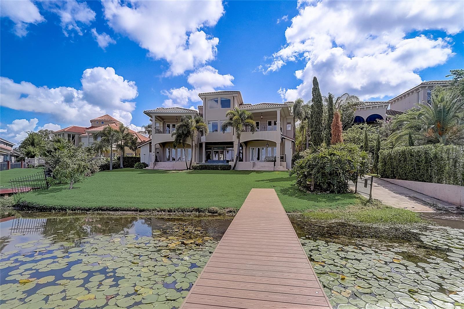 SPRING LAKE POINTE - Residential